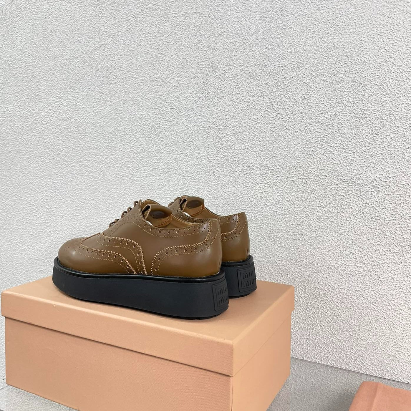 Baroque Thick-Soled Oxford Shoes With Laces Cider Calfskin - 35