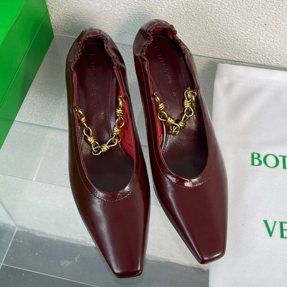 SHARP CHAIN PUMP 6 CM IN MAHOGANY RED CALFSKIN - 34