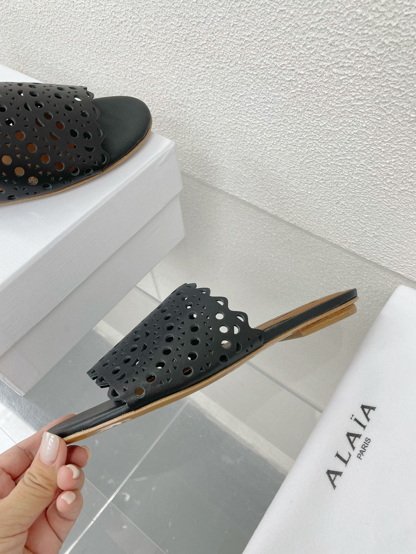 ALAIA VIENNE FLAT MULES IN BLACK LAMBSKIN - 34