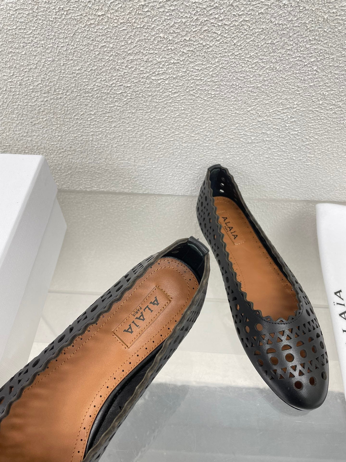 ALAIA BALLET FLAT IN BLACK MESH LAMBSKIN - 34