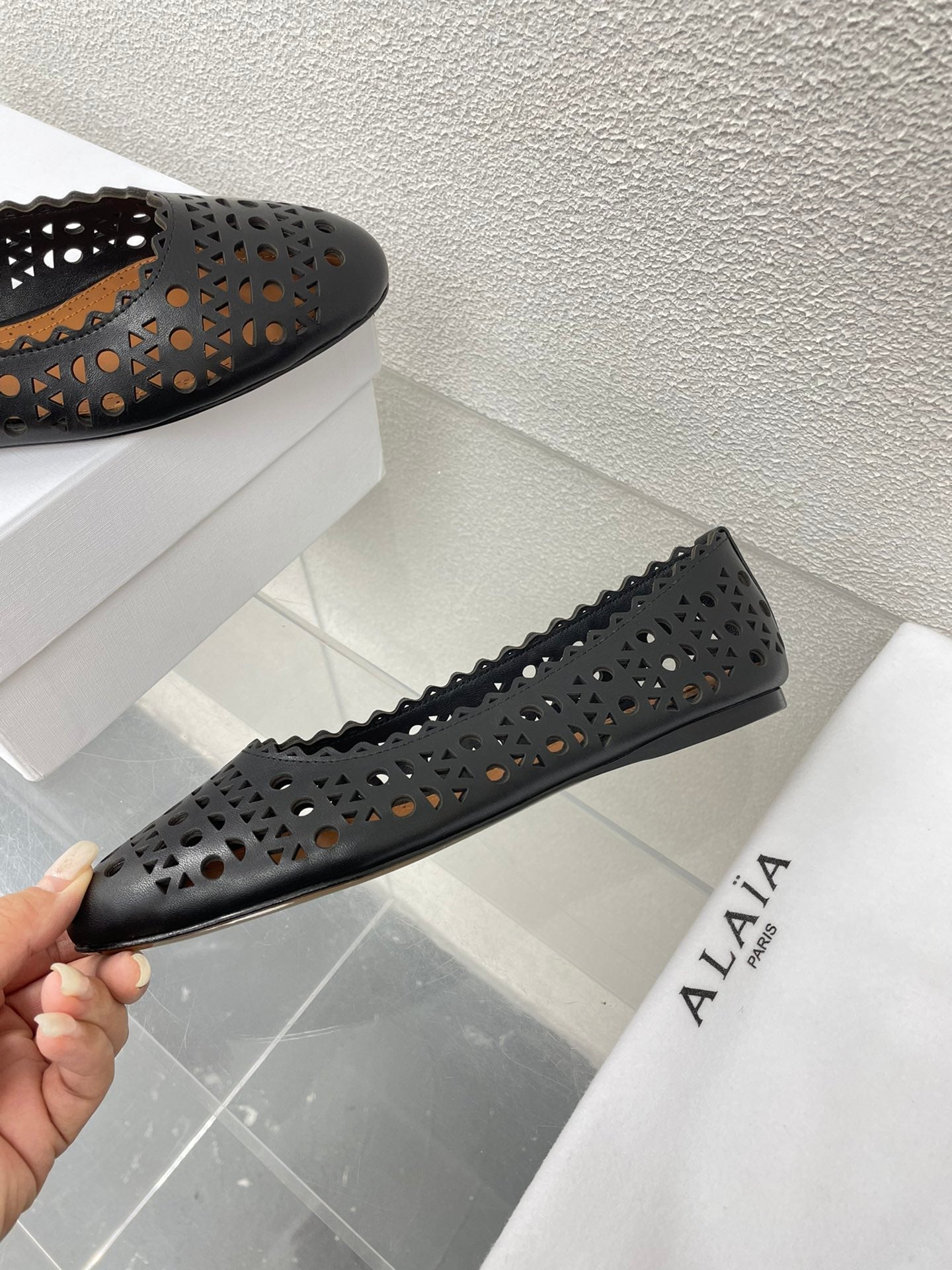 ALAIA BALLET FLAT IN BLACK MESH LAMBSKIN - 34