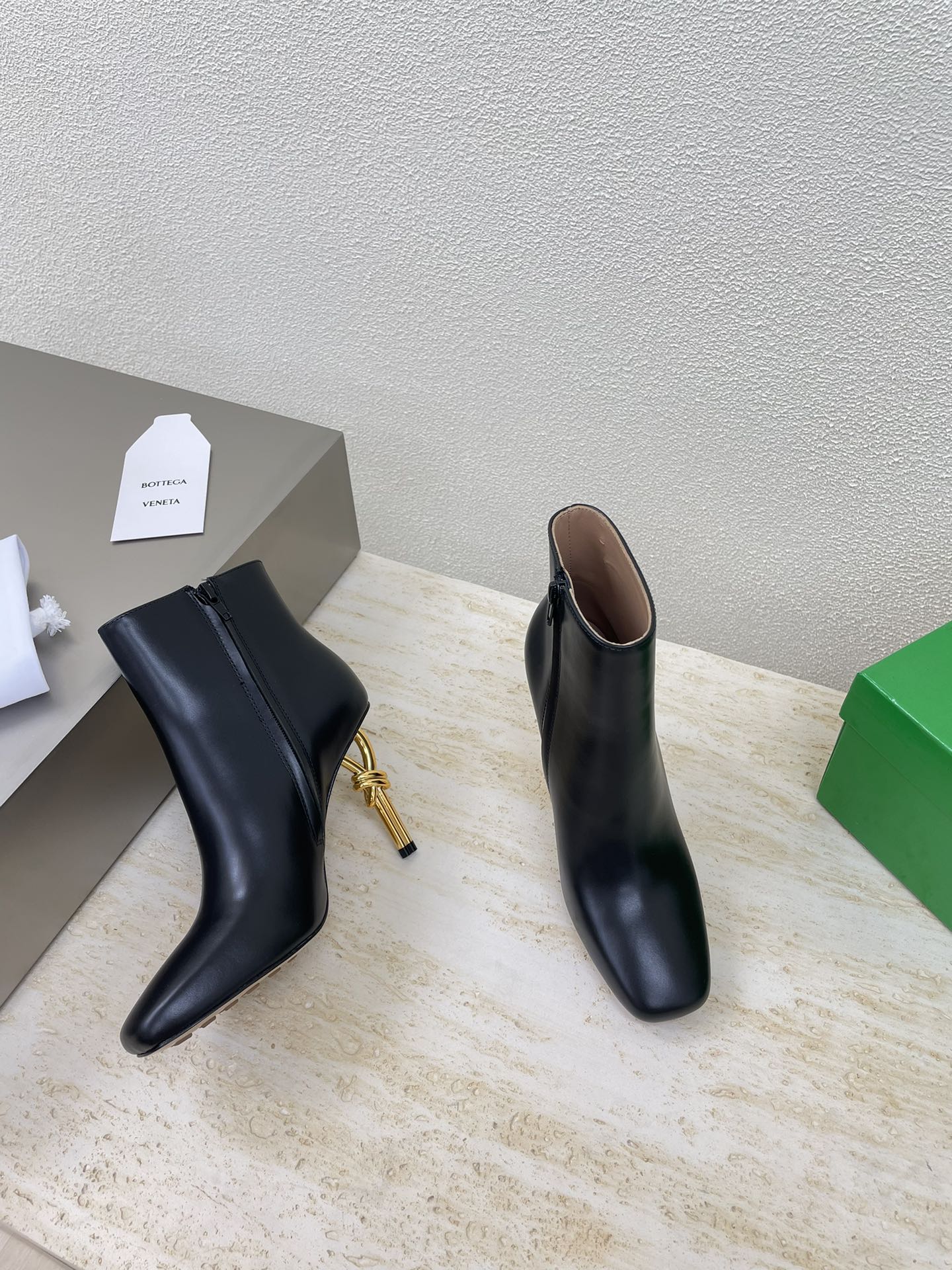 KNOT ANKLE BOOT IN BLACK CALFSKIN WITH GOLD METAL HEEL 9 CM - 34