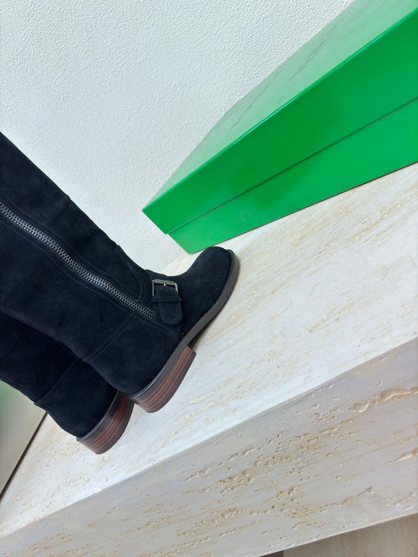 KNEE HIGH BOOT IN BLACK SUEDE - 35