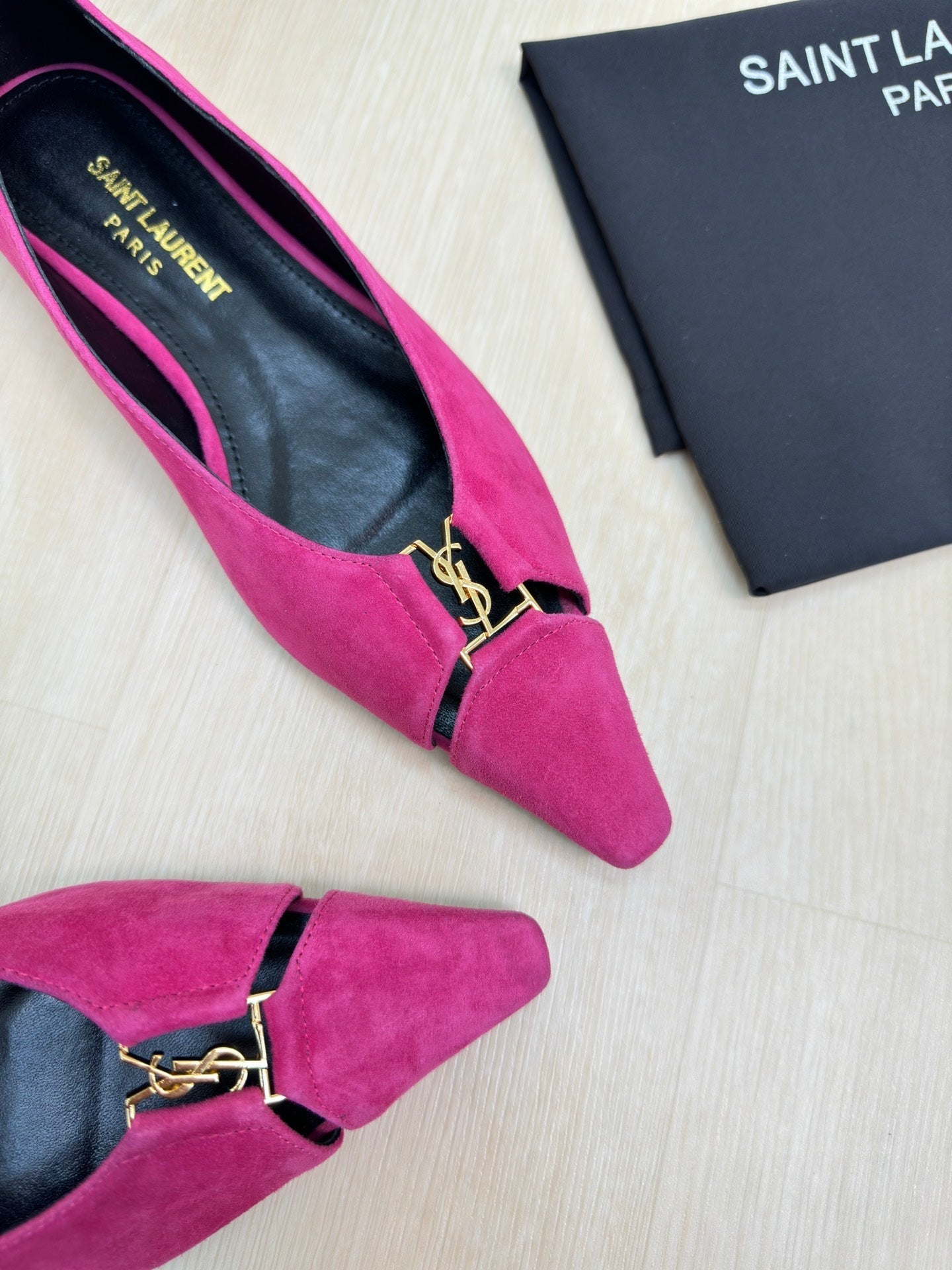 BABYLONE BALLET FLAT IN BRIGHT PINK SUEDE - 35