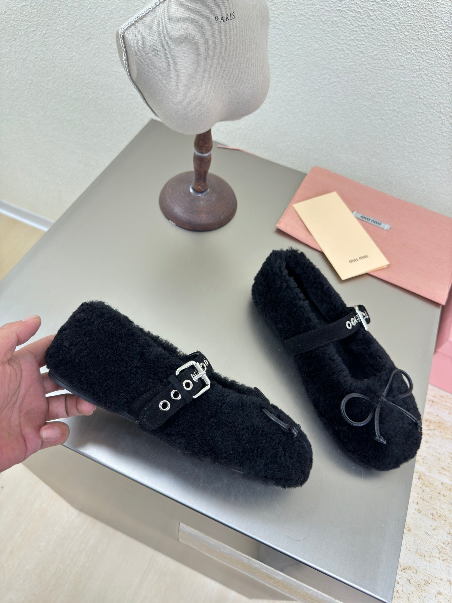 SHEARLING BALLET FLAT BLACK WITH SUEDE STRAP - 35