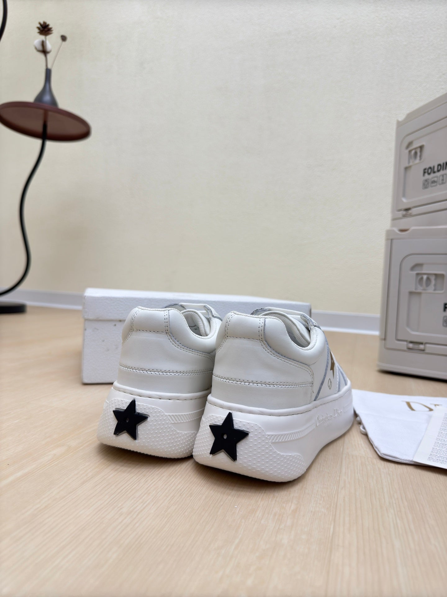 GOLD STAR PLATFORM SNEAKER IN WHITE CALFSKIN AND SUEDE - 35