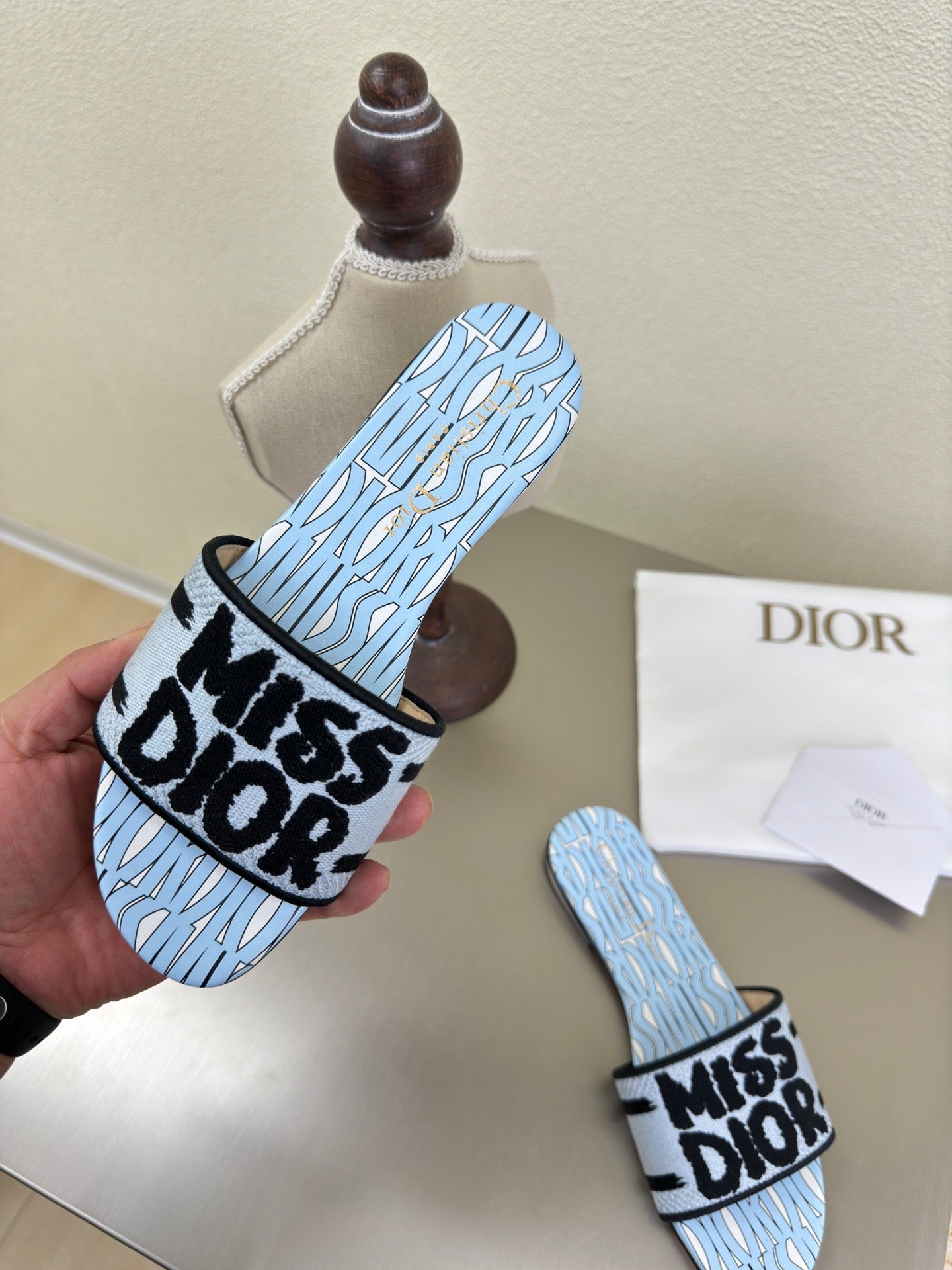 DWAY SLIDE EMBROIDERED COTTON AND POWDER BLUE MISS DIOR ALLOVER MOTIF - 34