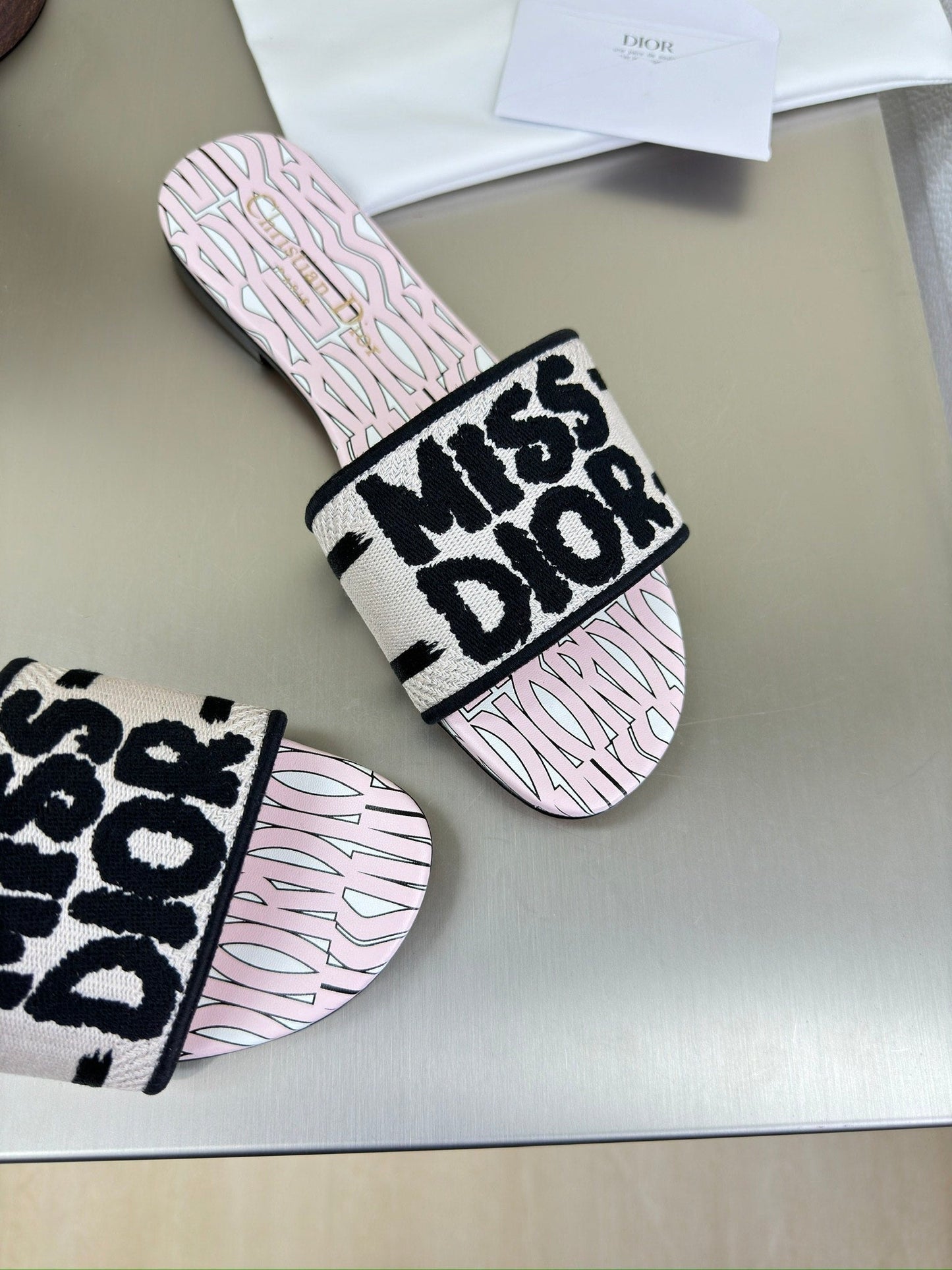 DWAY SLIDE EMBROIDERED COTTON AND LIGHT PINK MISS DIOR ALLOVER MOTIF - 34