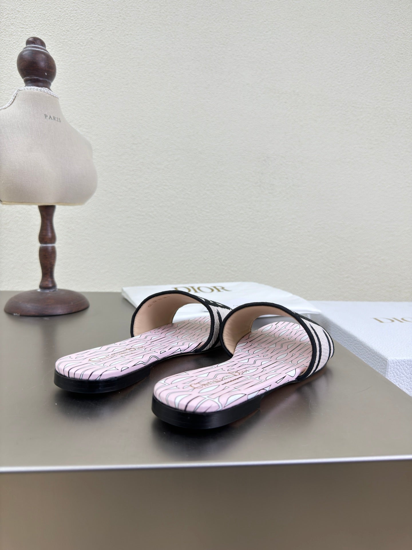 DWAY SLIDE EMBROIDERED COTTON AND LIGHT PINK MISS DIOR ALLOVER MOTIF - 34