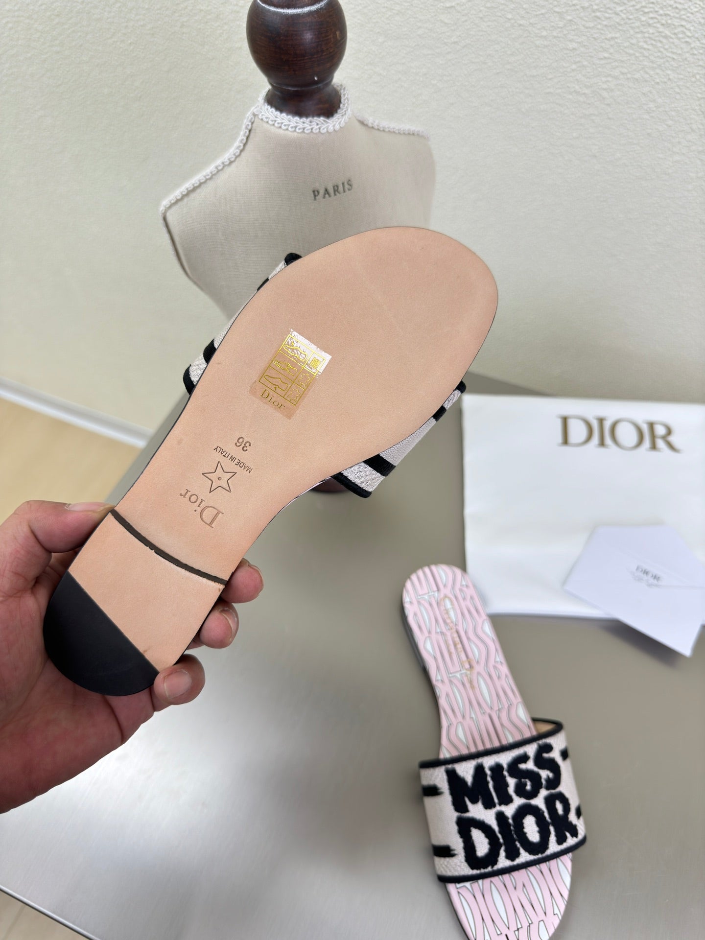 DWAY SLIDE EMBROIDERED COTTON AND LIGHT PINK MISS DIOR ALLOVER MOTIF - 34