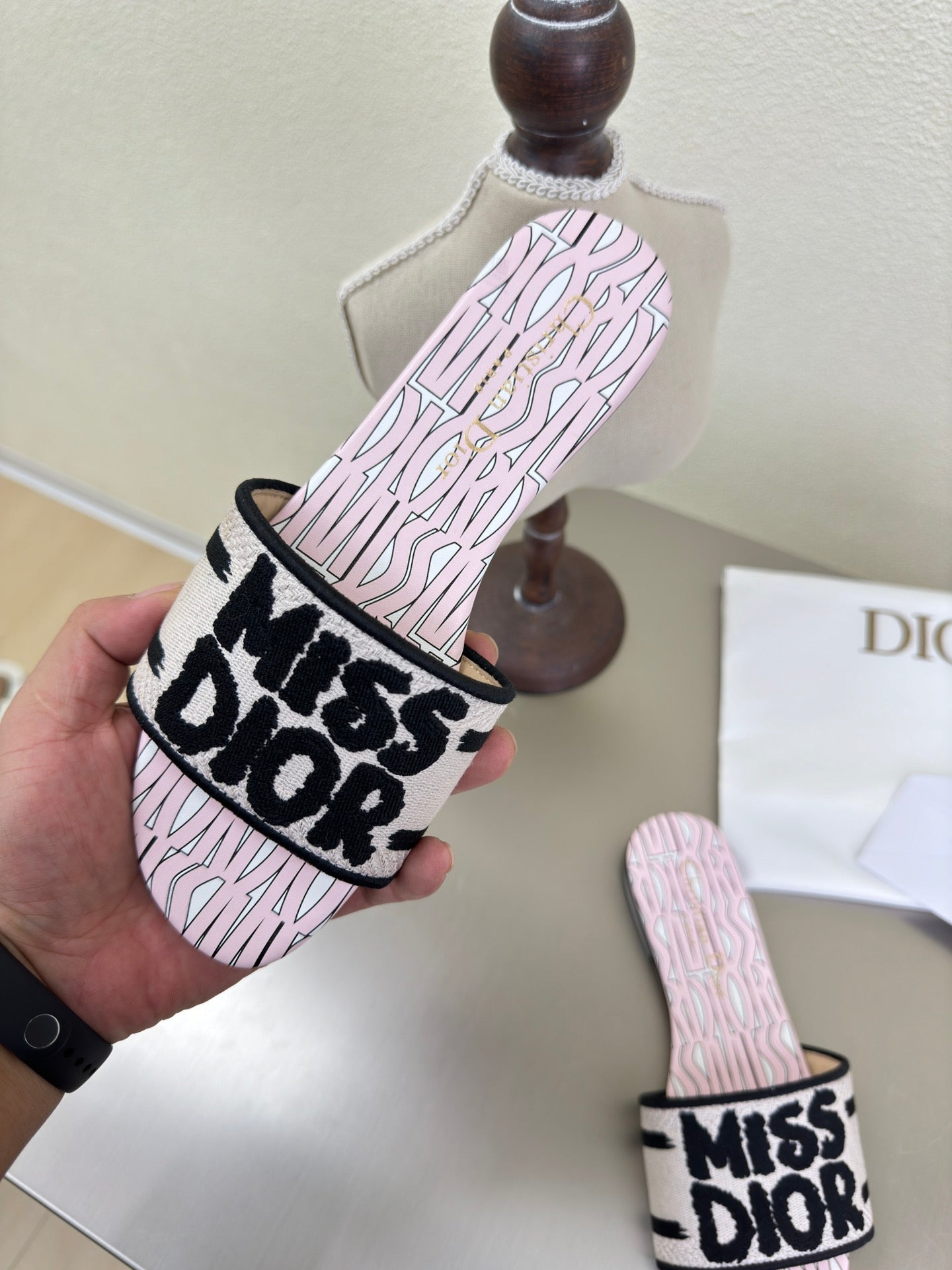DWAY SLIDE EMBROIDERED COTTON AND LIGHT PINK MISS DIOR ALLOVER MOTIF - 34