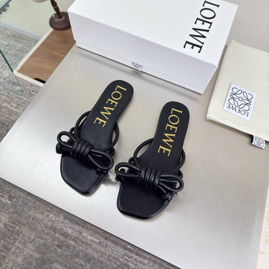 LOEWE 26S БОСОНІЖКИ FLAMENCO KNOT З ЧОРНОЇ ТЕЛЯЧОЇ ШКІРИ