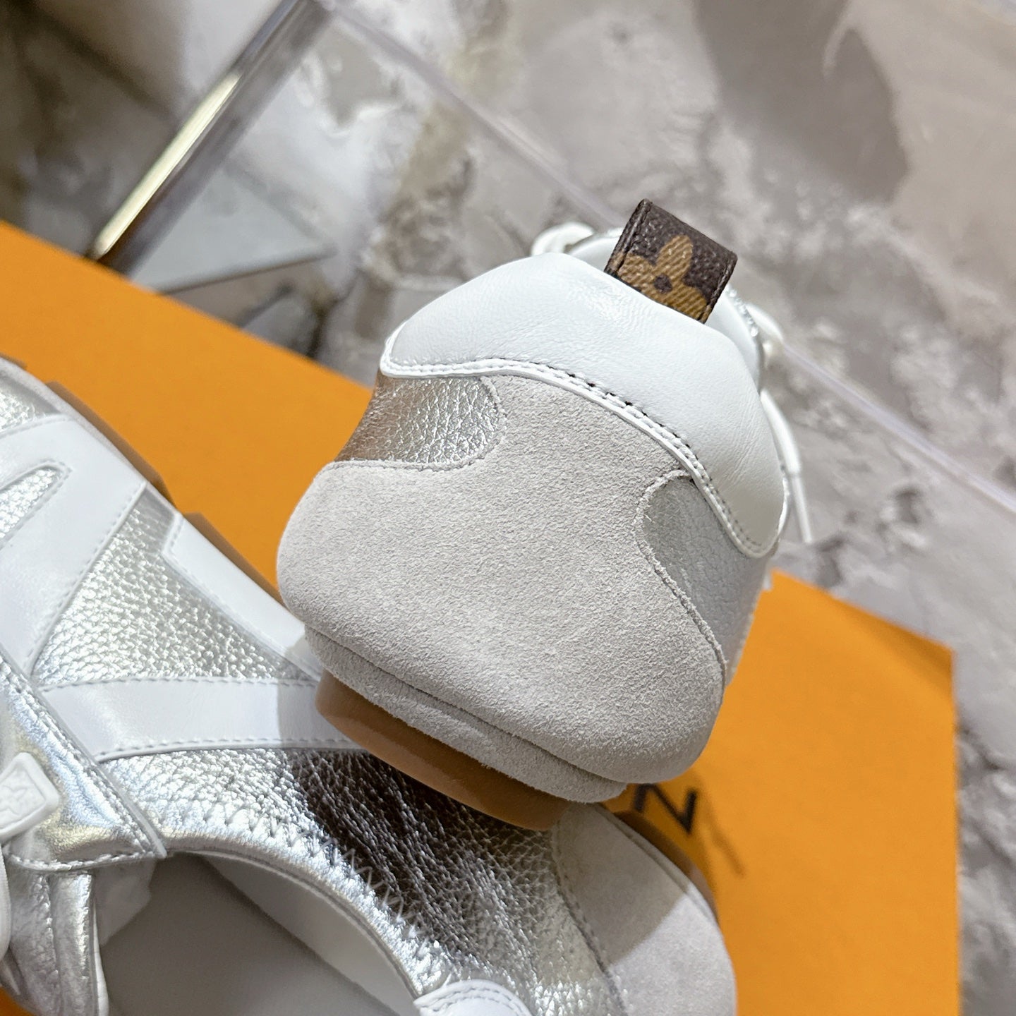 SNEAKERINA TRAINERS IN SILVER-TONE CALFSKIN AND SUEDE - 35
