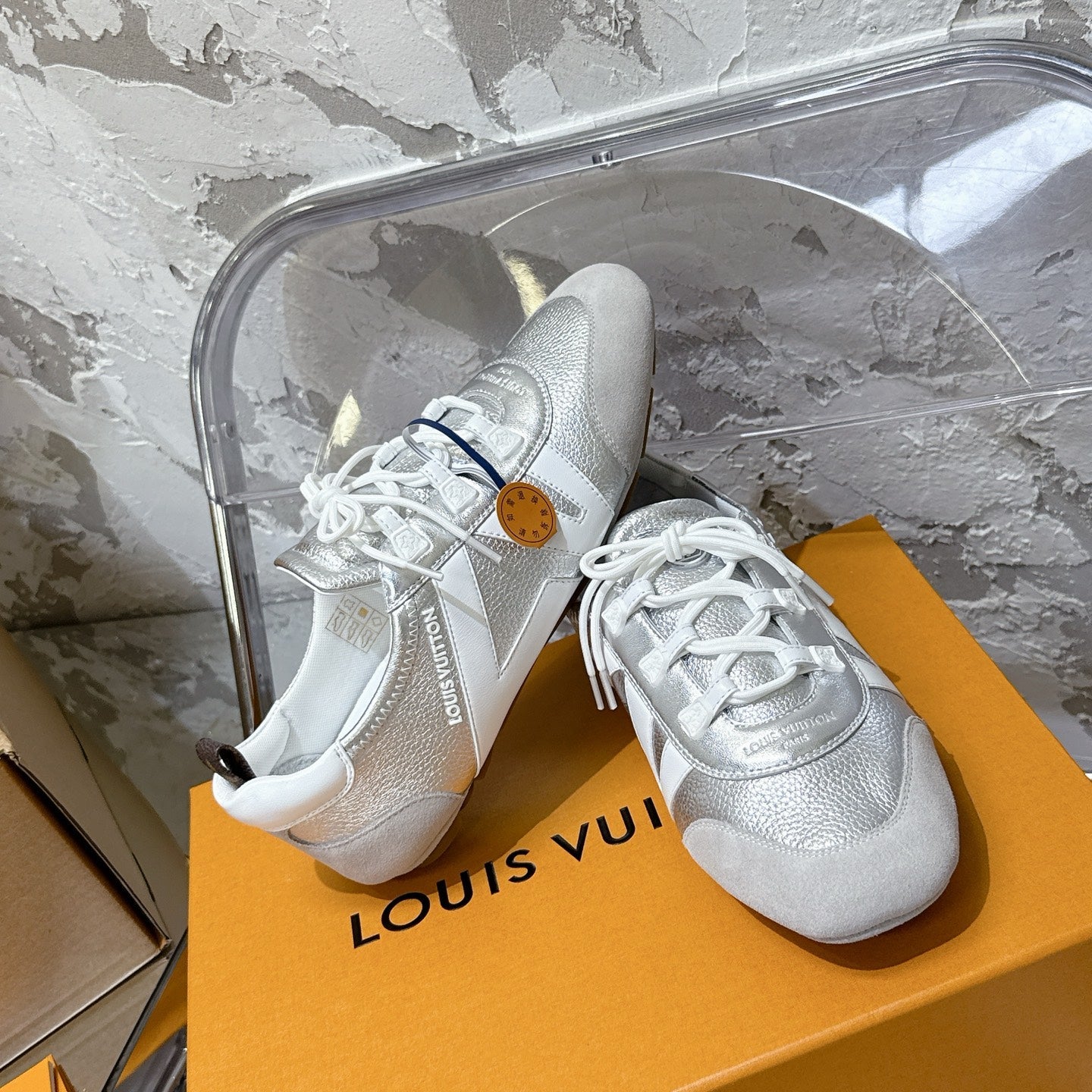 SNEAKERINA TRAINERS IN SILVER-TONE CALFSKIN AND SUEDE - 35