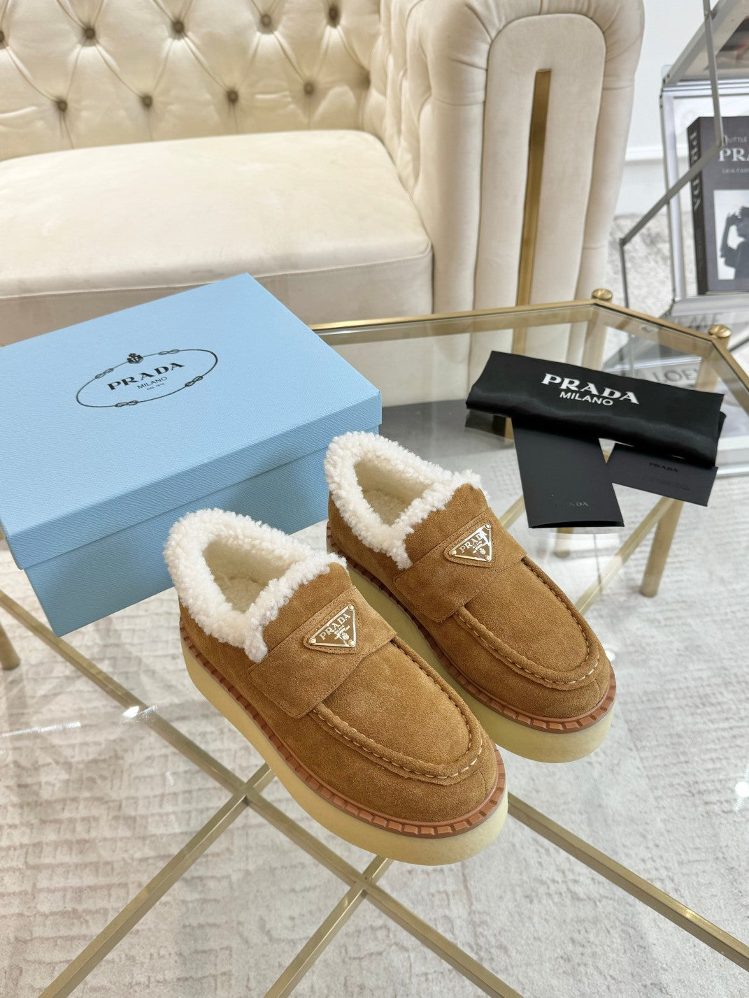 SUEDE LOAFER CAMEL WITH SHEARLING LINING - 35