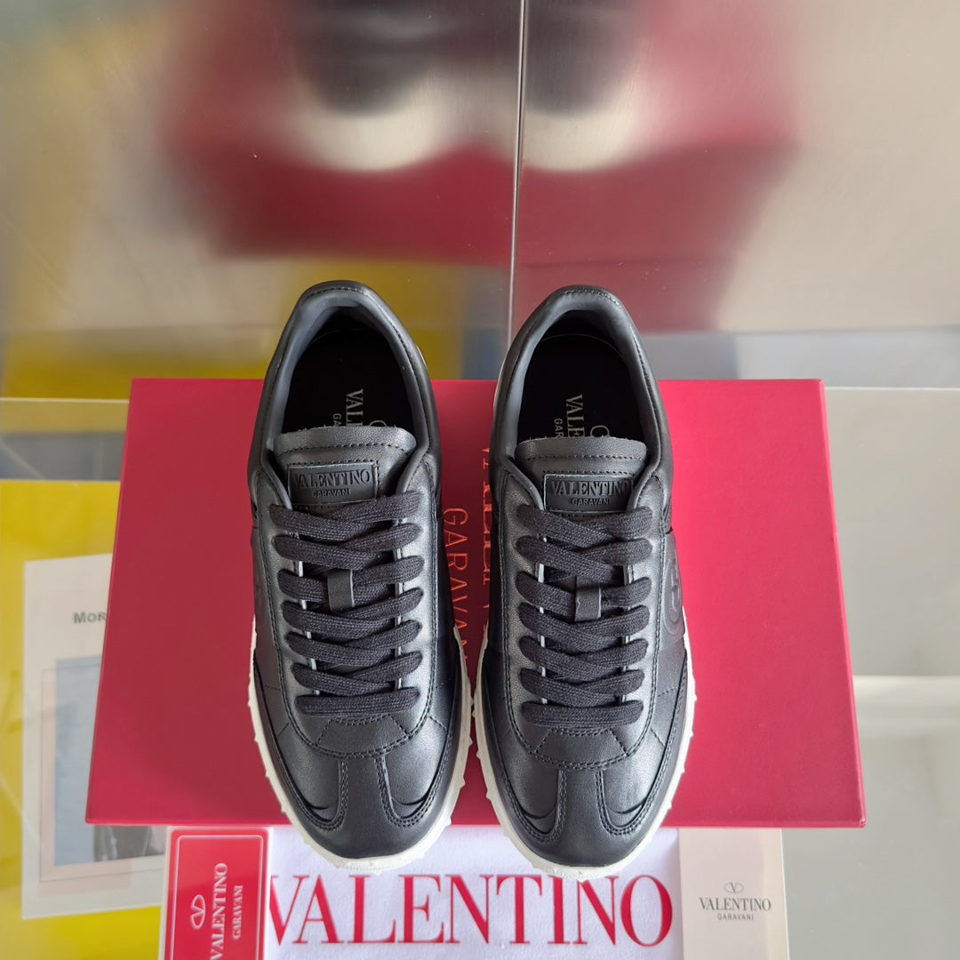 UPVILLAGE LOW TOP IN BLACK NAPPA LEATHER SNEAKER - 35