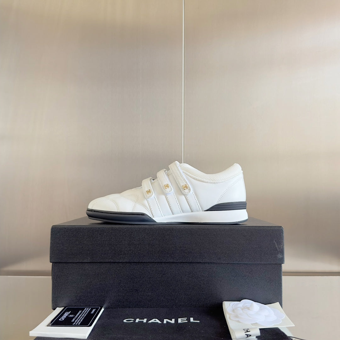 CC MARY JANE SNEAKER IN WHITE LAMBSKIN - 35