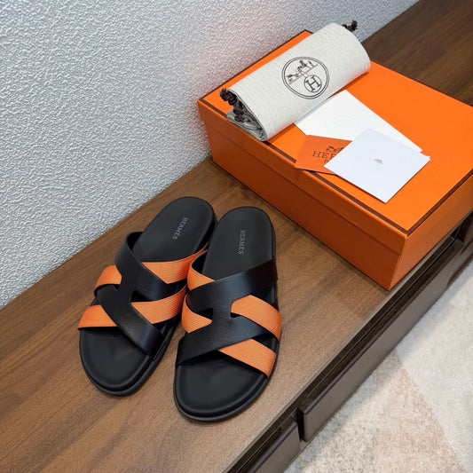 HM 26S KAZIMIR SANDAL З ЧОРНОЇ ТЕЛЯЧОЇ ШКІРИ ТА ПОМАРАНЧЕВОЇ ТКАНИНИ