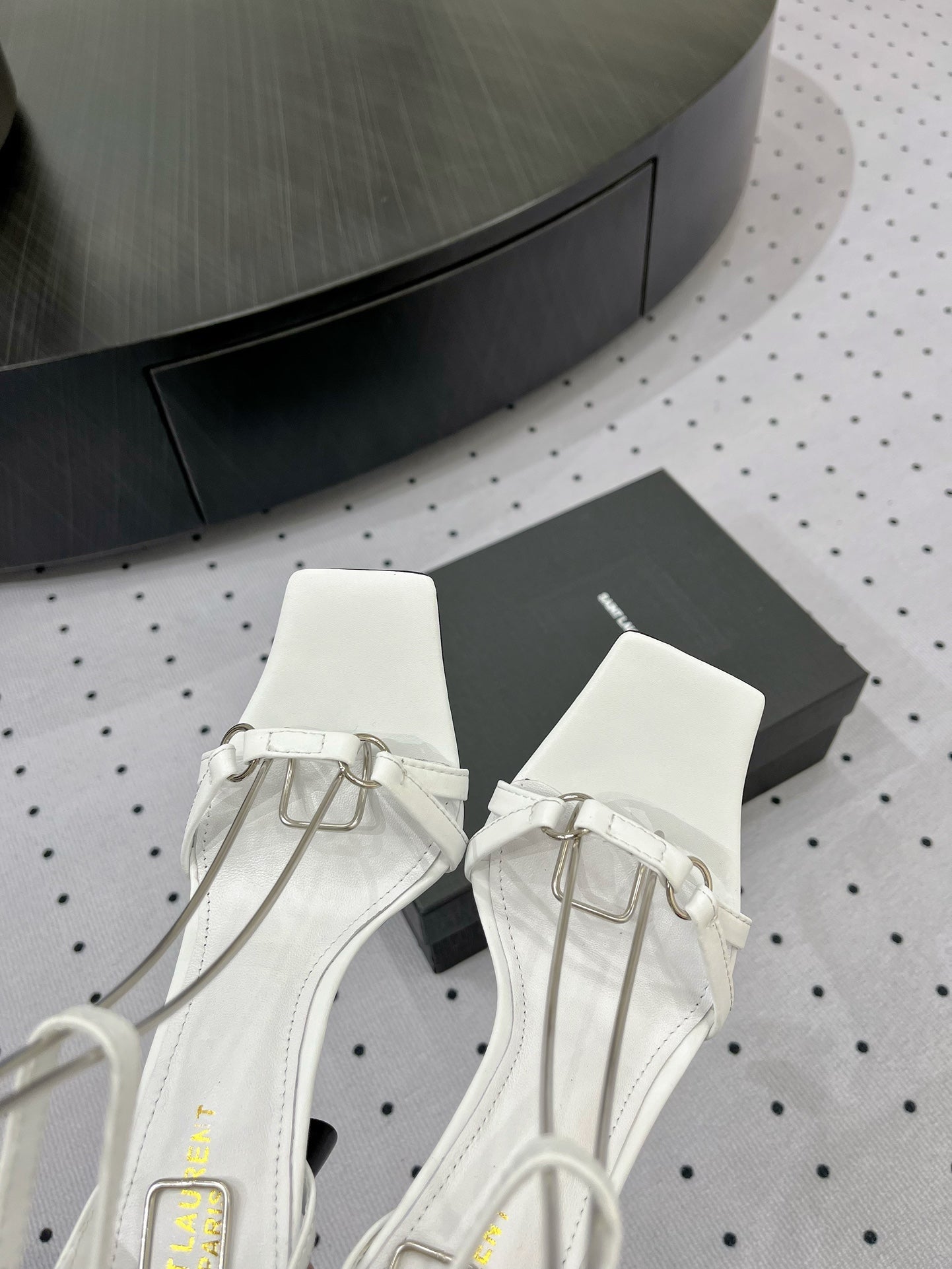 SL ANKLE-BUCKLE HEELED SANDALS WHITE CALFSKIN - 35