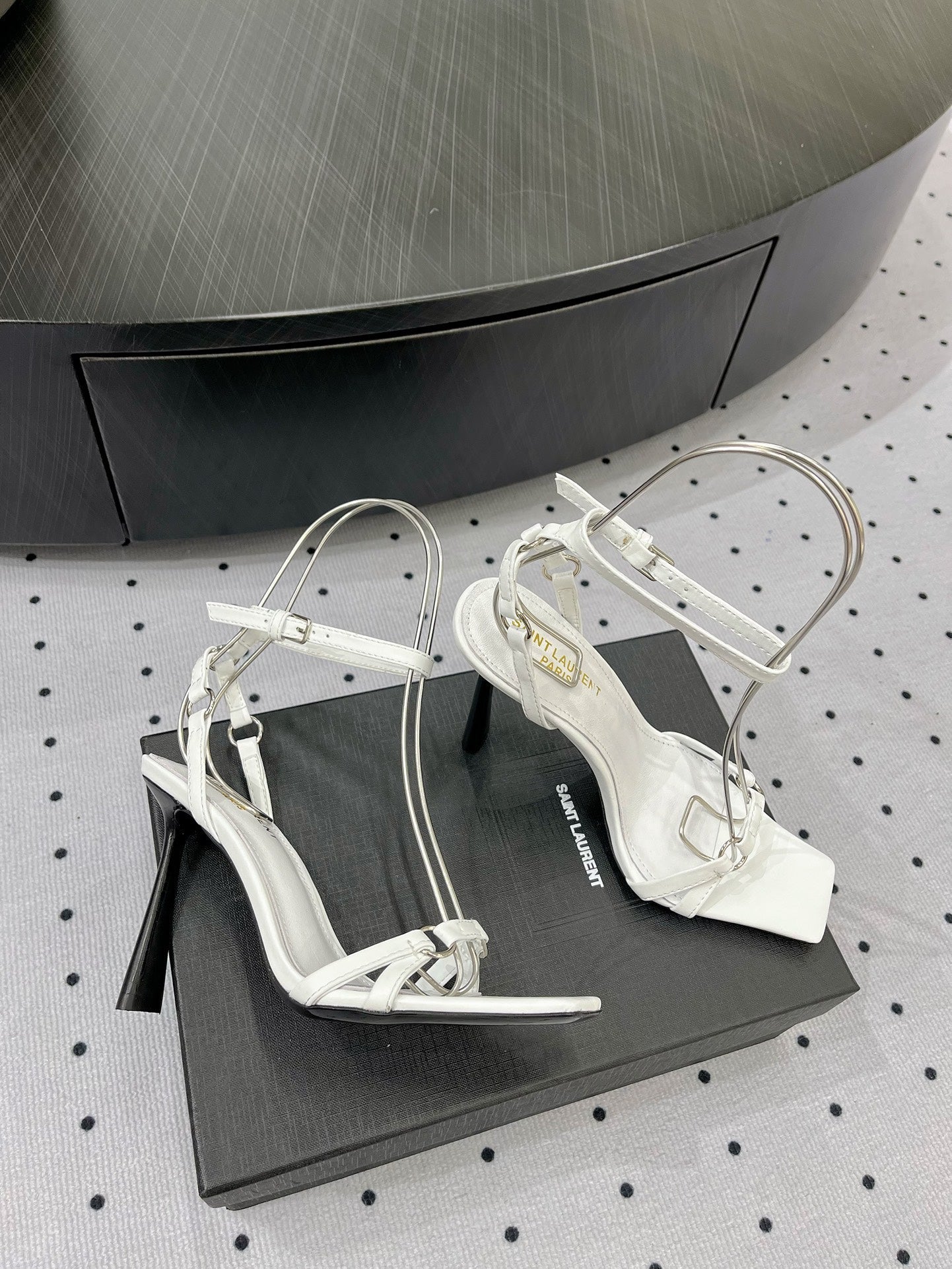 SL ANKLE-BUCKLE HEELED SANDALS WHITE CALFSKIN - 35