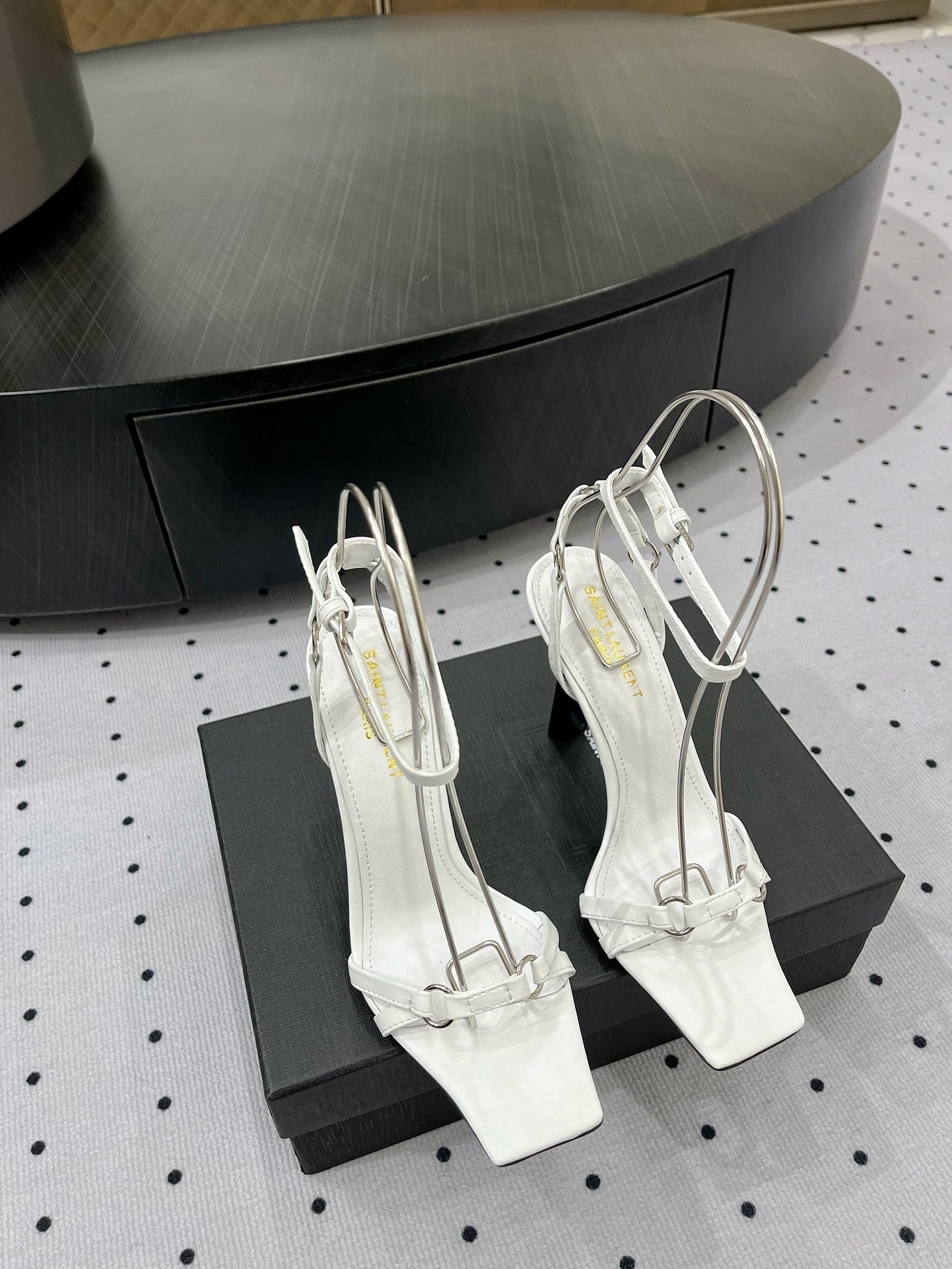 SL ANKLE-BUCKLE HEELED SANDALS WHITE CALFSKIN - 35