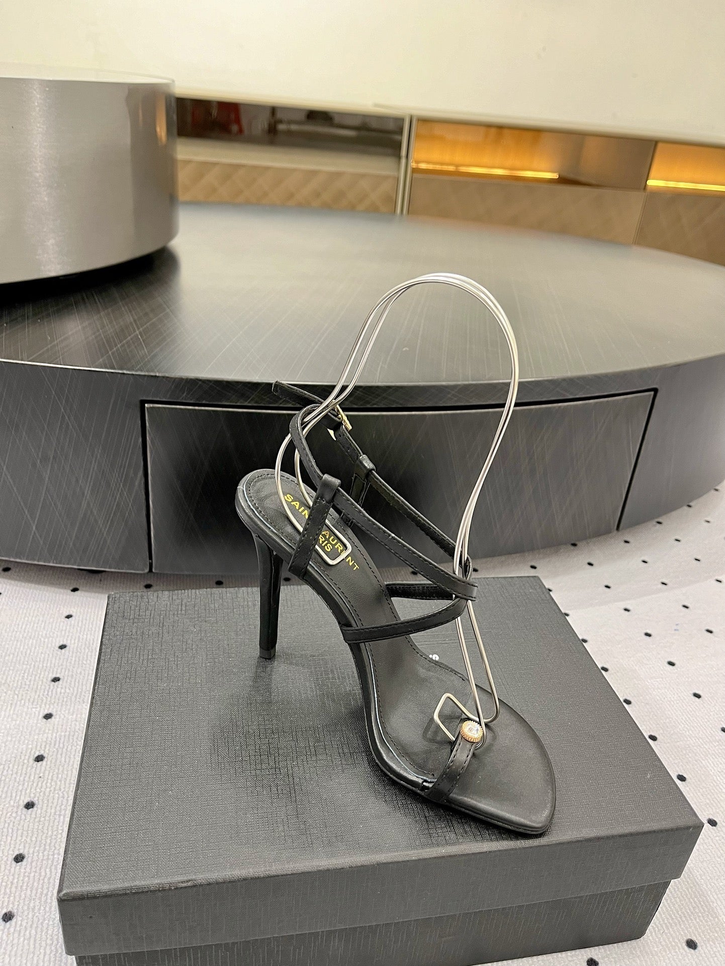 SL LINDEN HEELED SANDALS BLACK CALFSKIN - 35