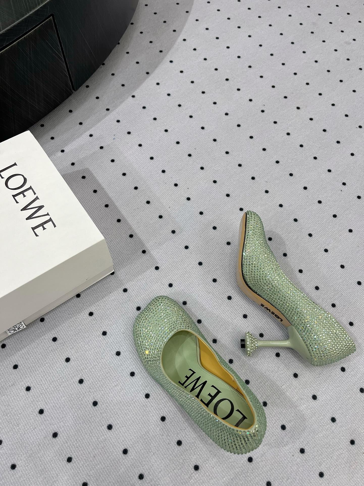 Loew pump 100 in suede and allover rhinestones pastel green - 35
