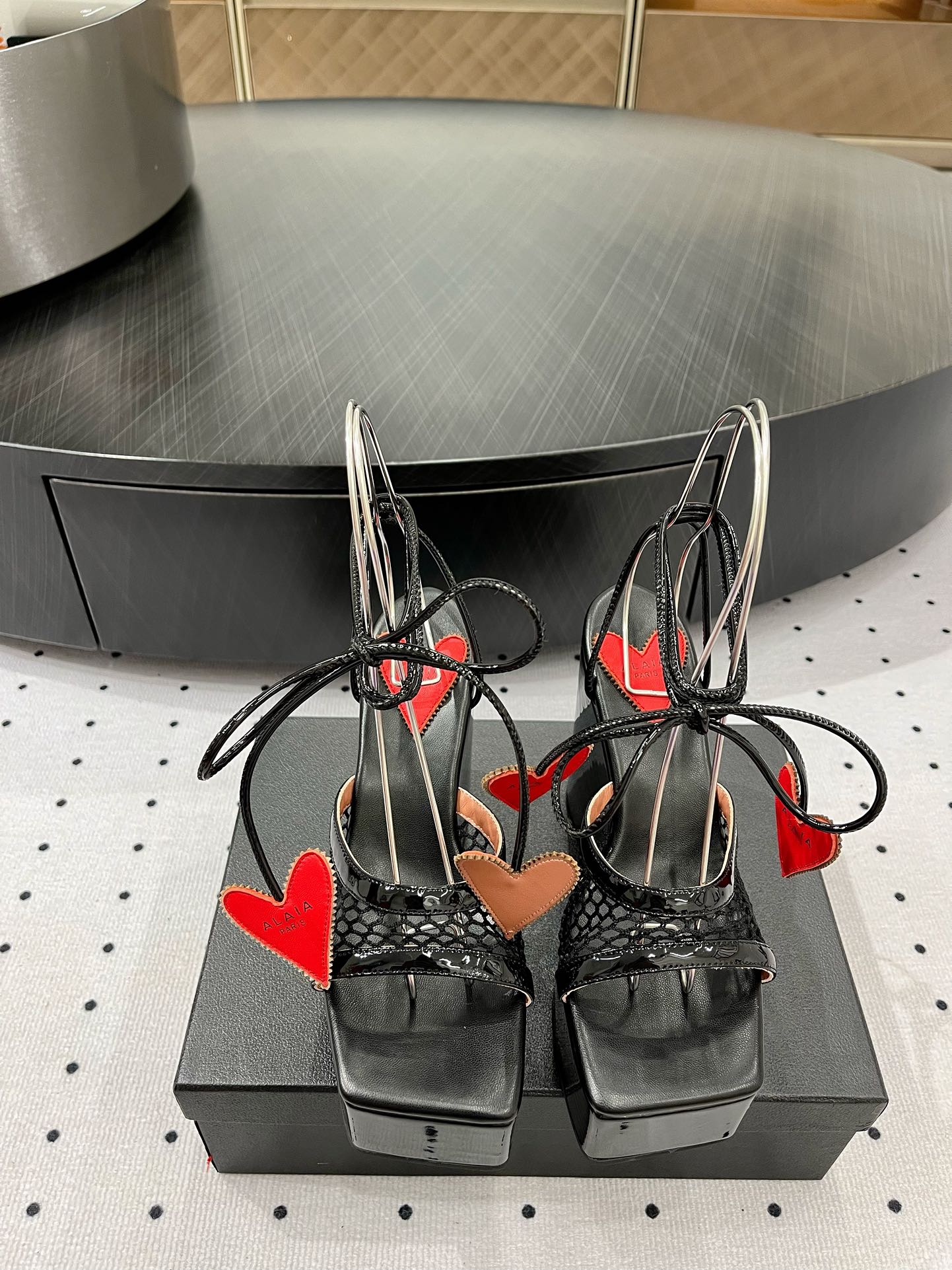 ALAIA BANQUET WEDGE SANDALS IN BLACK LAMBSKIN WITH RED HEART - 35