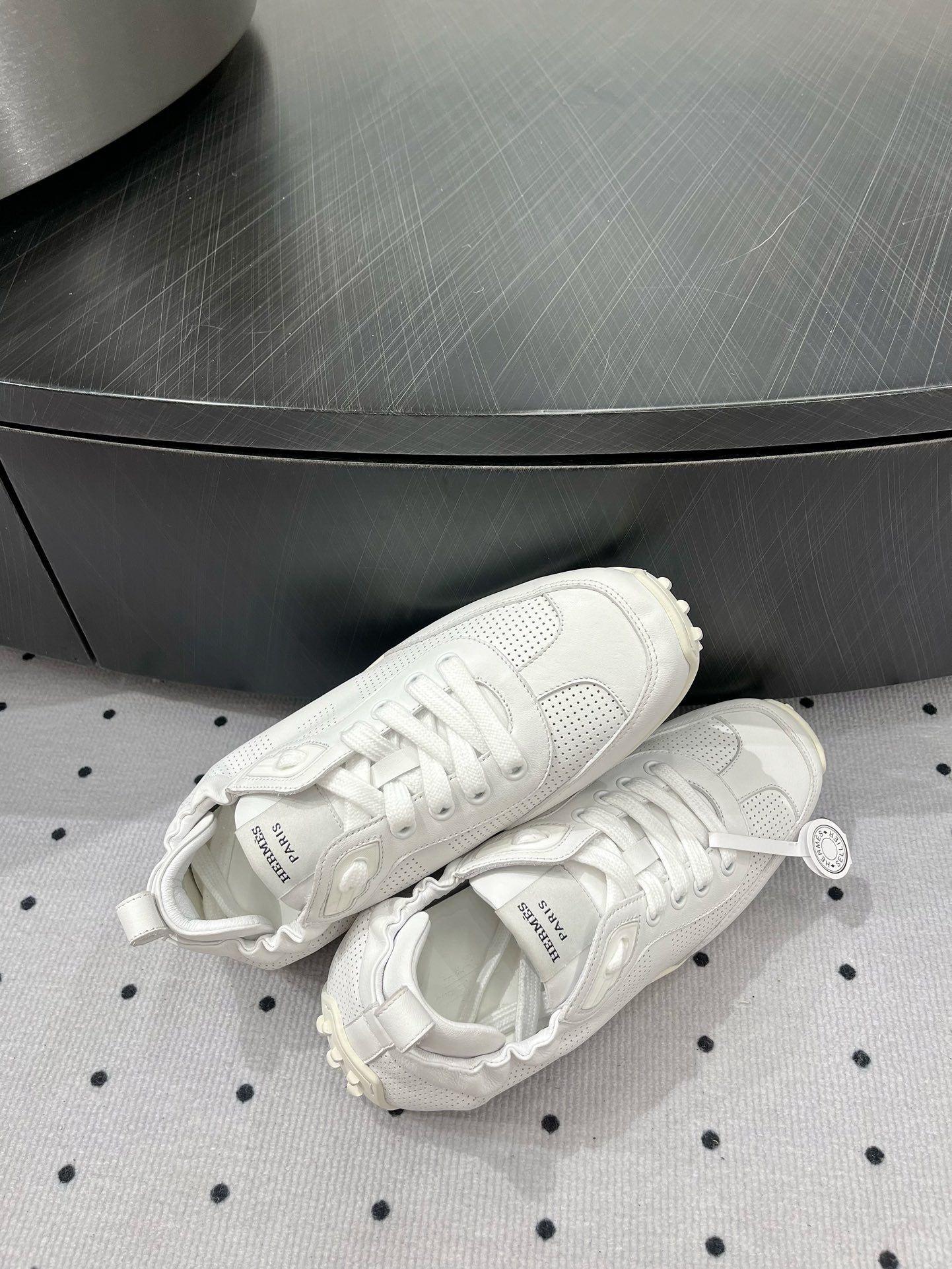 TRAIL SNEAKER IN WHITE CALFSKIN - 35