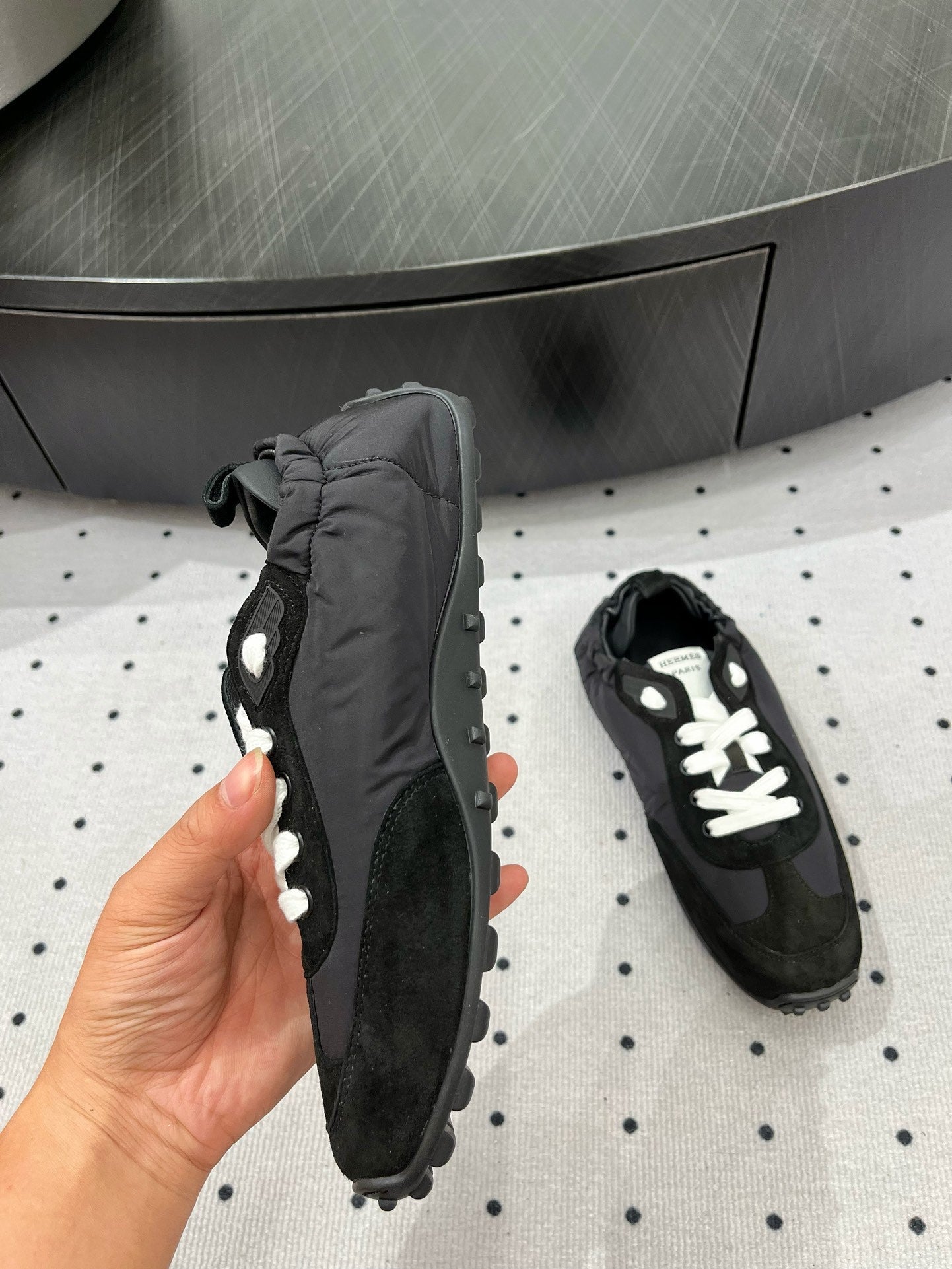 TRAIL SNEAKER IN BLACK SUEDE - 35