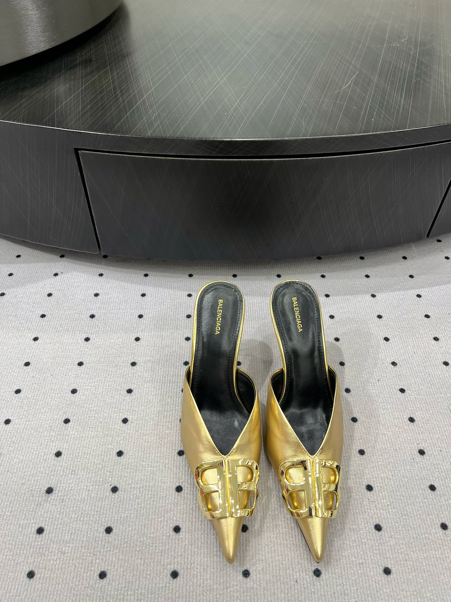 POINTED BB GOLD BUCKLE HEELED SLINGBACK IN GOLD METALLIC SHINY CALFSKIN - 35