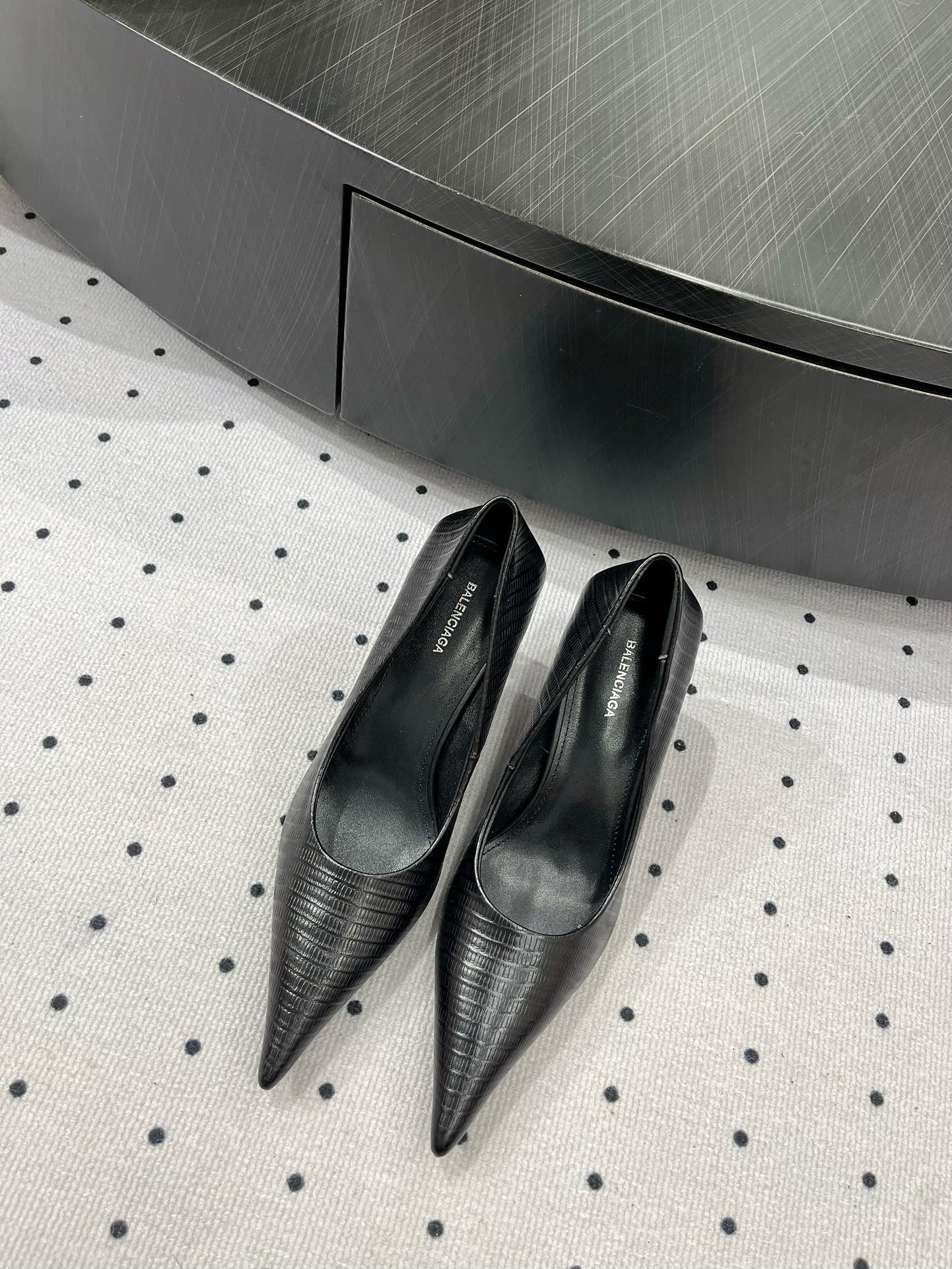 CLASSIC PUMPS 65MM IN BLACK LIZARD PATTERN CALFSKIN - 35