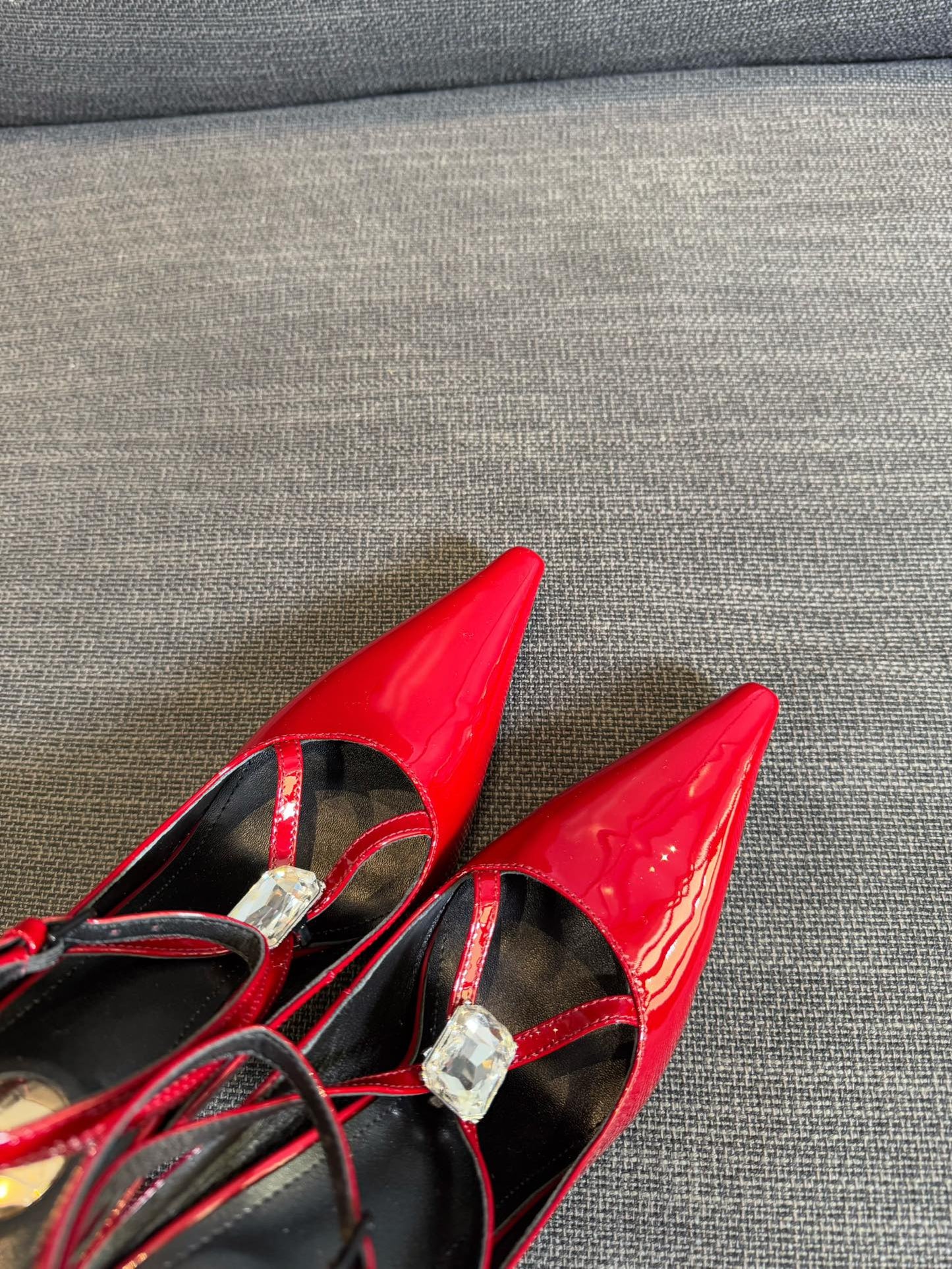 HIGH SANDAL ATTACHED GEM IN RED GLOSSY CALFSKIN - 35
