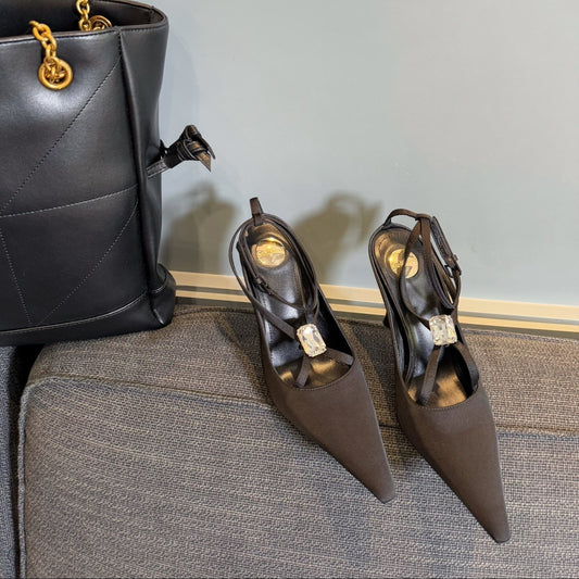 HIGH SANDAL ATTACHED GEM IN BLACK SILK - 35