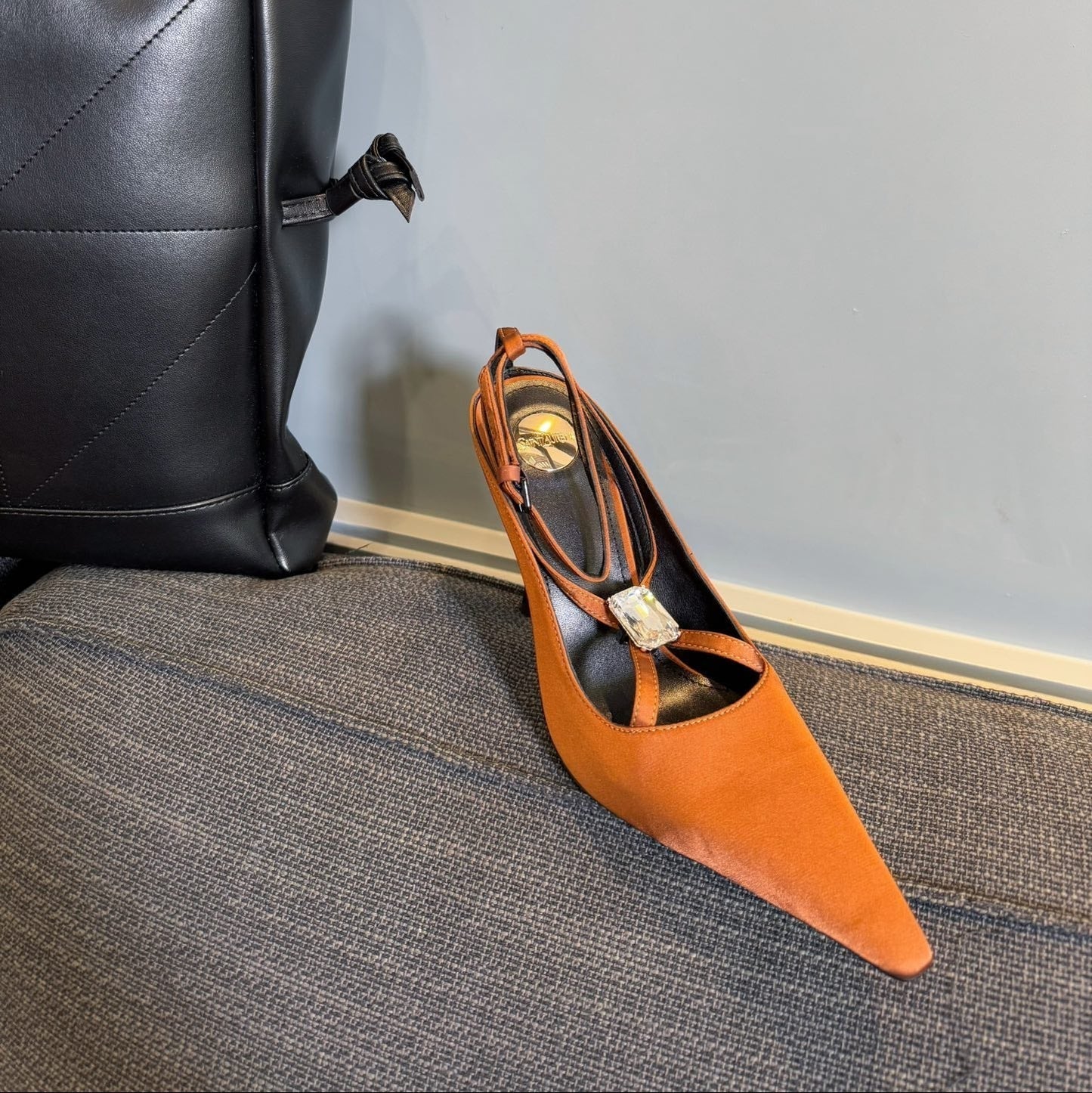 HIGH SANDAL ATTACHED GEM IN TANGELO ORANGE SILK - 35