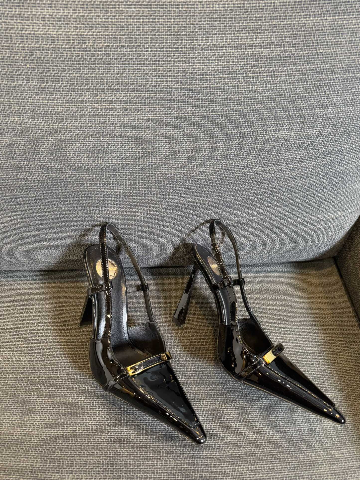 JACQUELINE SLINGBACK PUMPS IN BLACK PATENT LAMBSKIN - 35