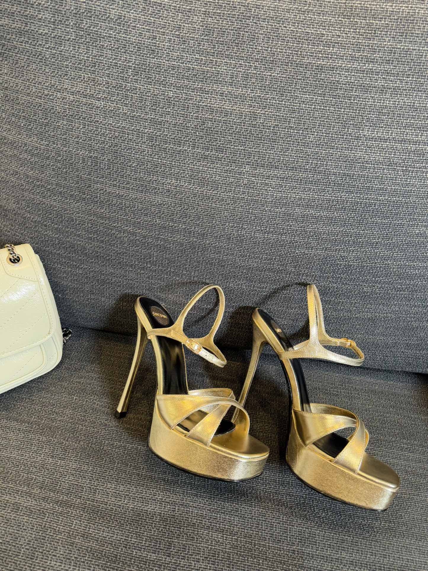 DEBBIE PLATFORM SANDALS IN GOLD METALLIC SMOOTH LAMBSKIN - 35