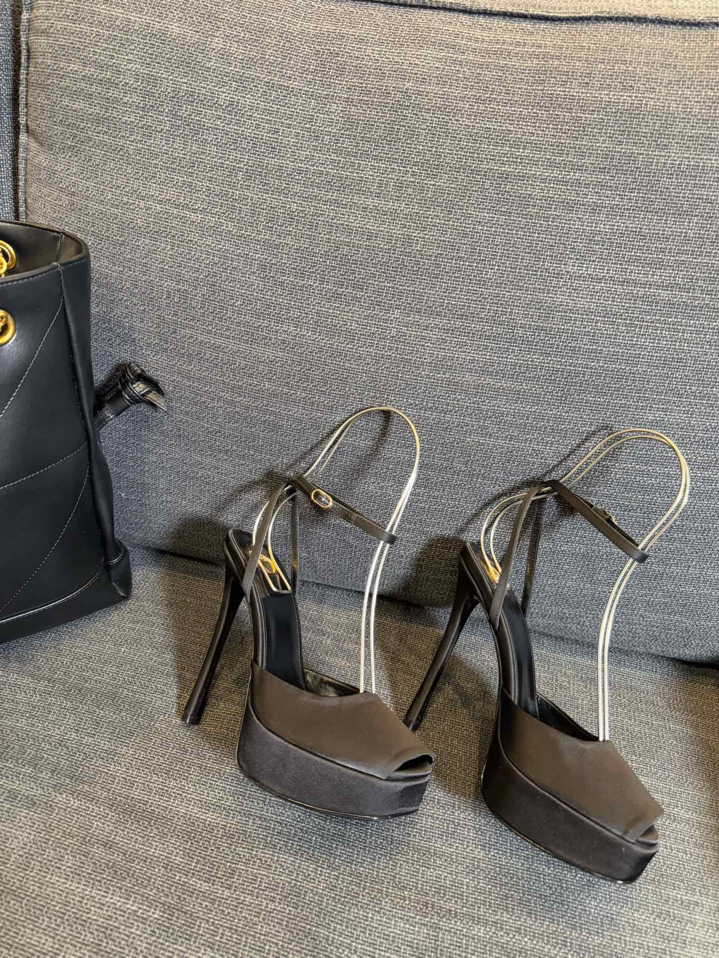 LA SCANDALE PLATFORM SANDALS IN TAUPE BROWN SATIN - 35