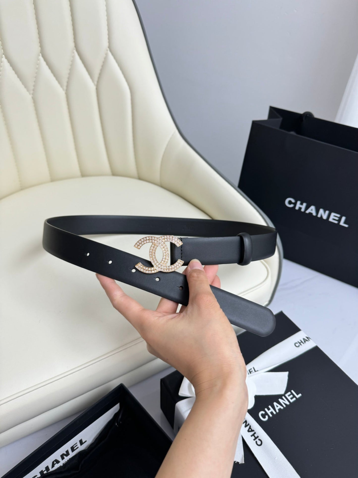 CC BELT 30MM IN BLACK SMOOTH CALFSKIN GOLD HARDWARE ATTACH RHINSTONES - 30