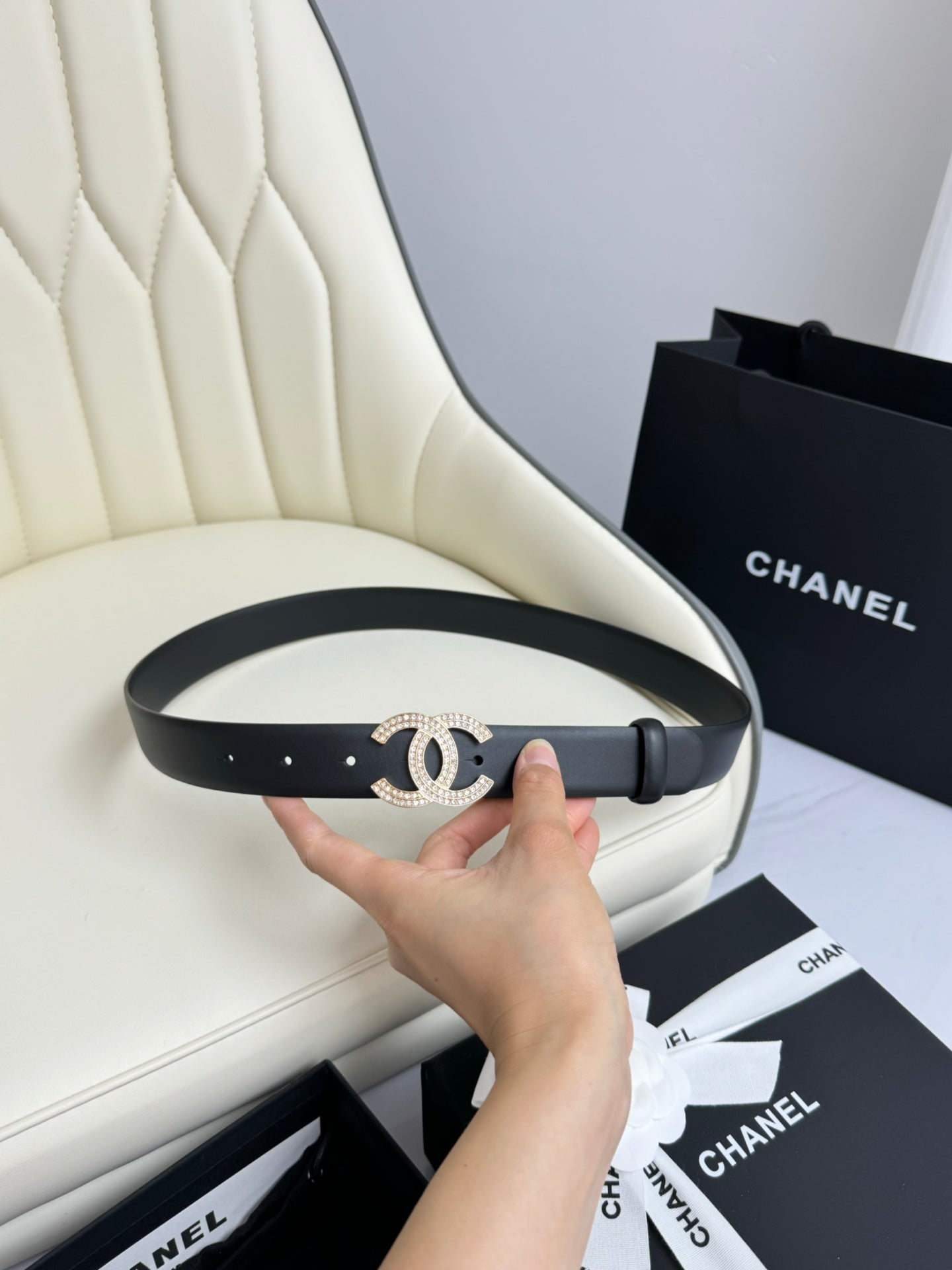 CC BELT 30MM IN BLACK SMOOTH CALFSKIN GOLD HARDWARE ATTACH RHINSTONES - 30