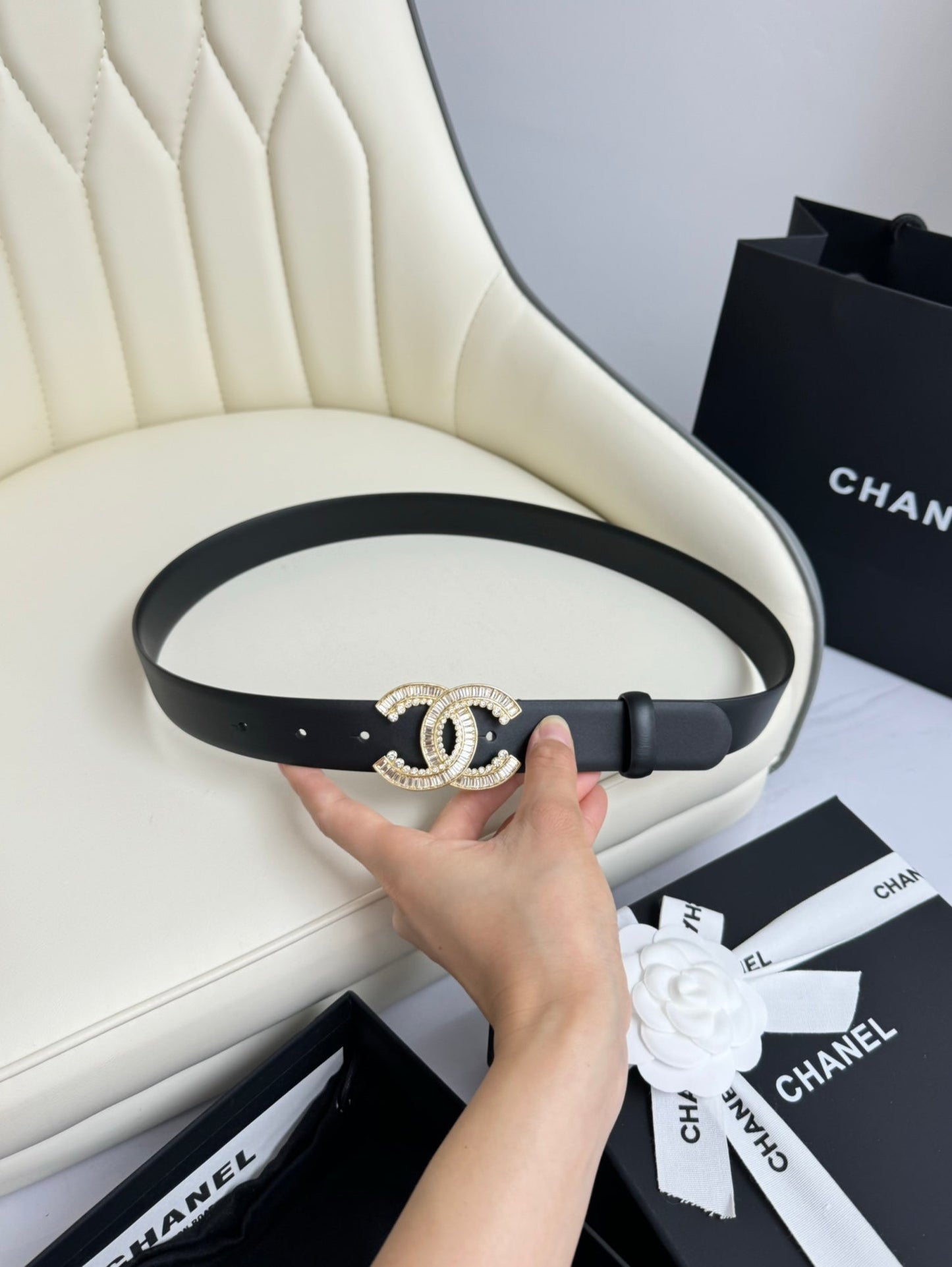 CC BELT 30MM IN BLACK SMOOTH CALFSKIN GOLD HARDWARE ATTACH RHINSTONE - 30