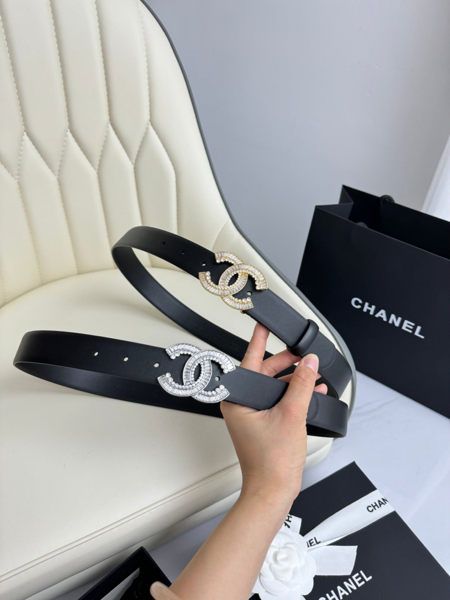 CC BELT 30MM IN BLACK SMOOTH CALFSKIN GOLD HARDWARE ATTACH RHINSTONE - 30