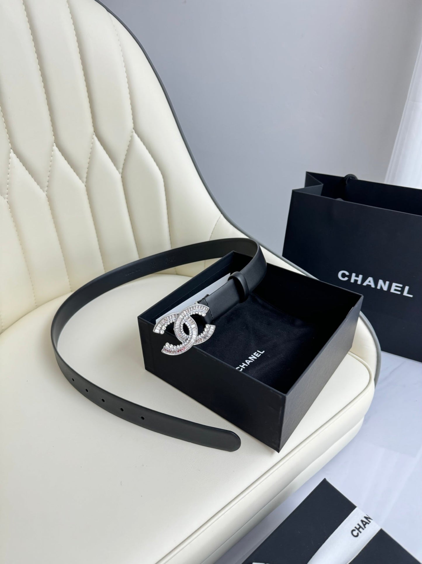 CC BELT 30MM IN BLACK SMOOTH CALFSKIN SILVER HARDWARE ATTACH RHINSTONE - 30