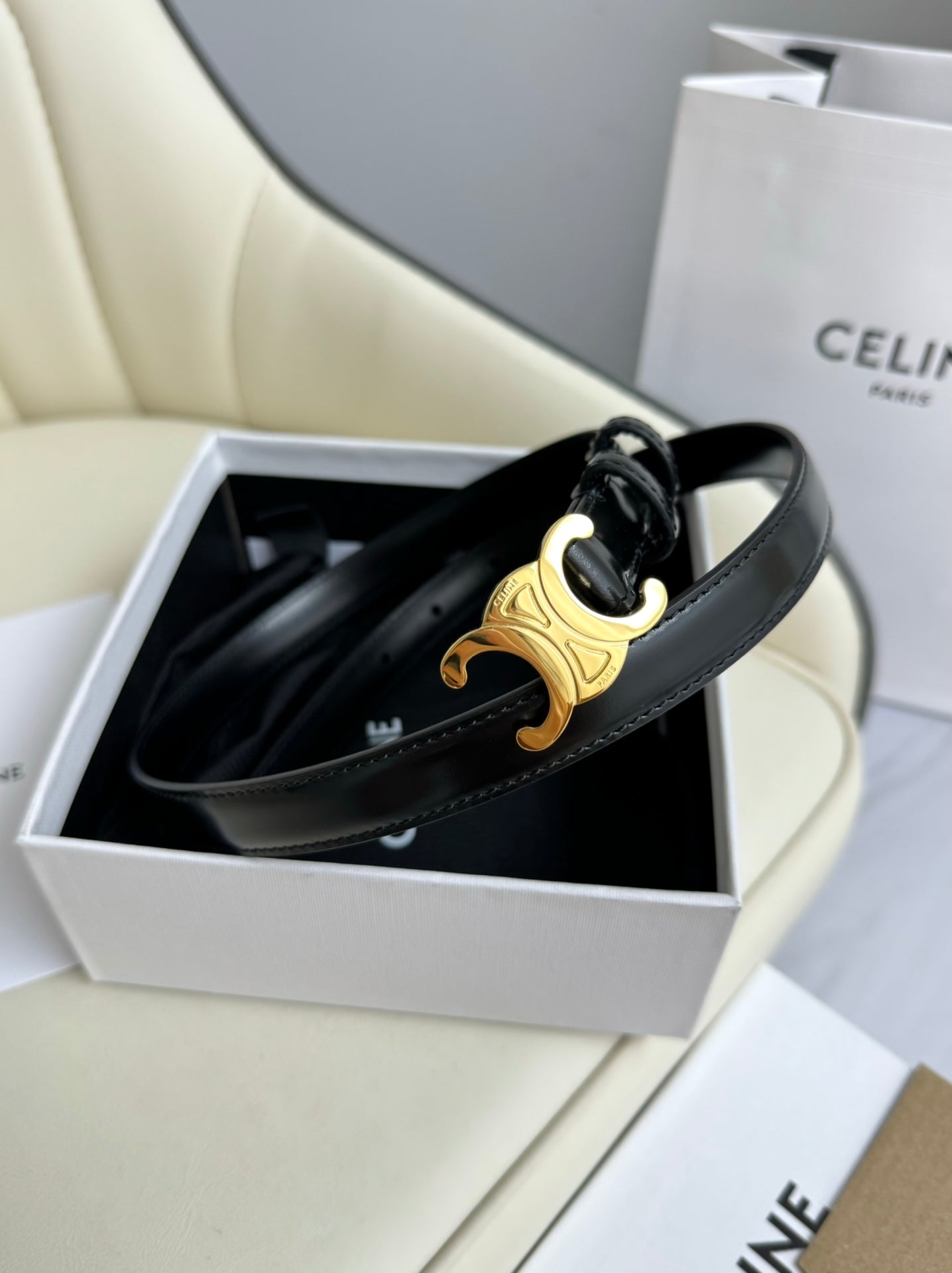 SMALL TRIOMPHE BELT 18 MM BLACK LEATHER GOLD HARDWARE - 30