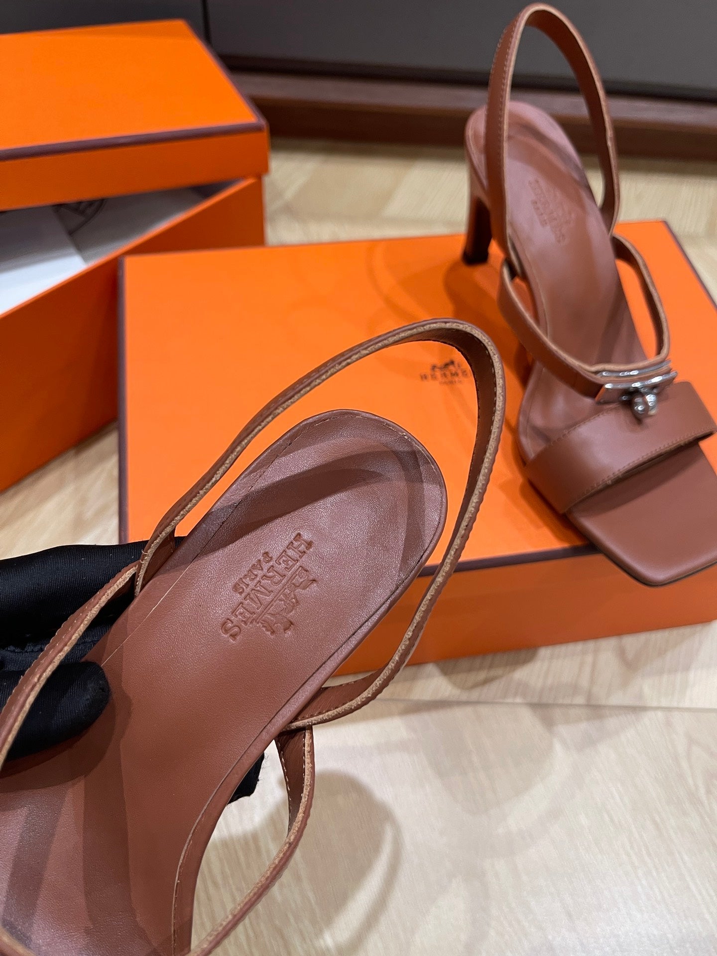 GLAMOUR 75 SANDAL CHOCOLATE CALFSKIN - 35
