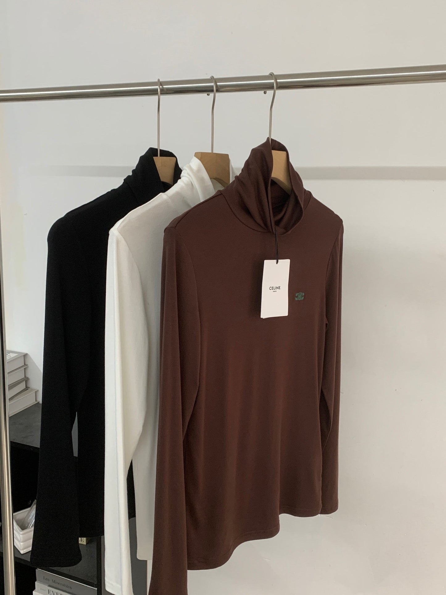 CELINE 25S EMBROIDERED LONG-SLEEVE T-SHIRT 0037