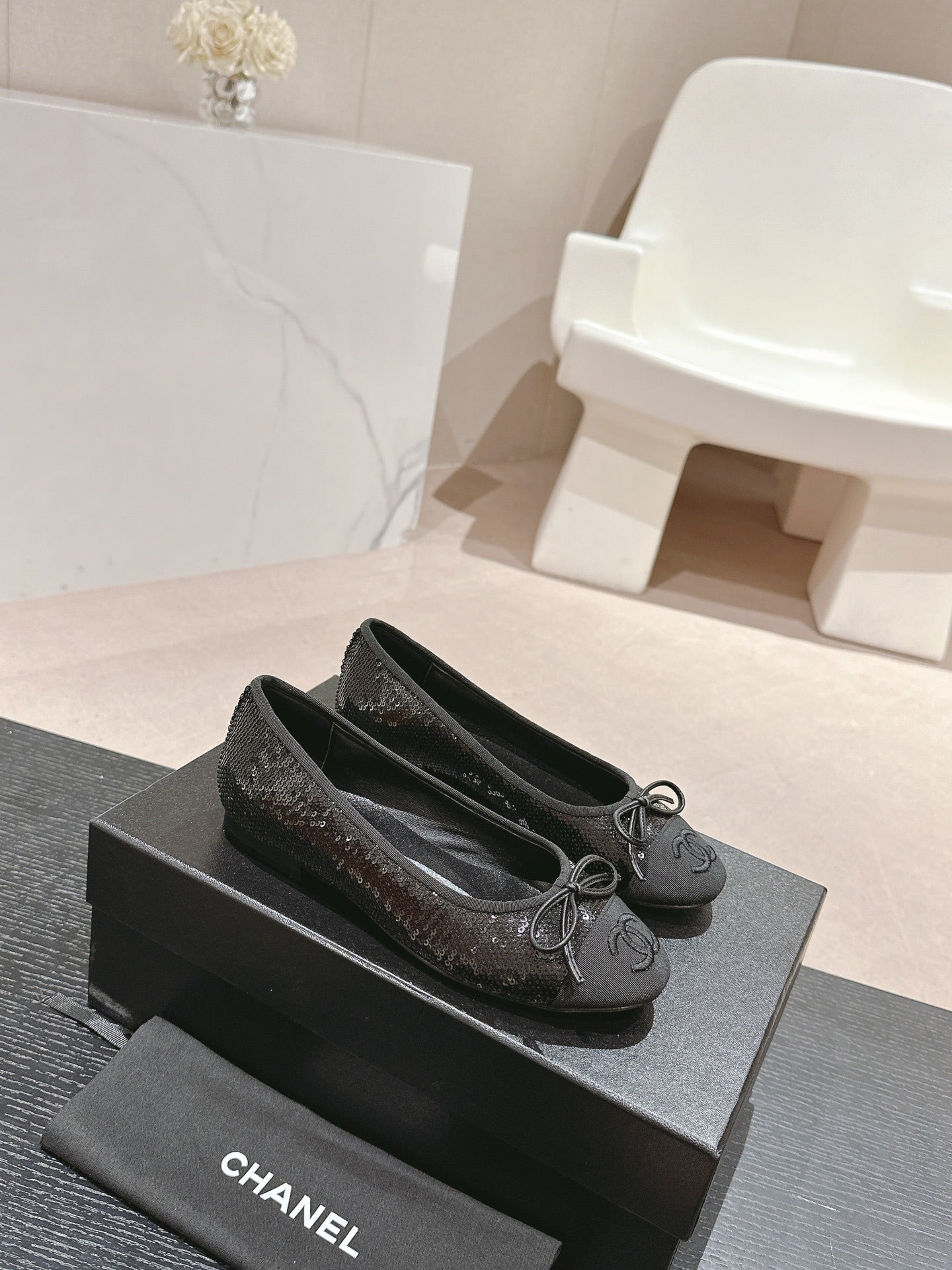 BALLET FLATS IN BLACK GLITTERED TULLE AND SATIN - 35