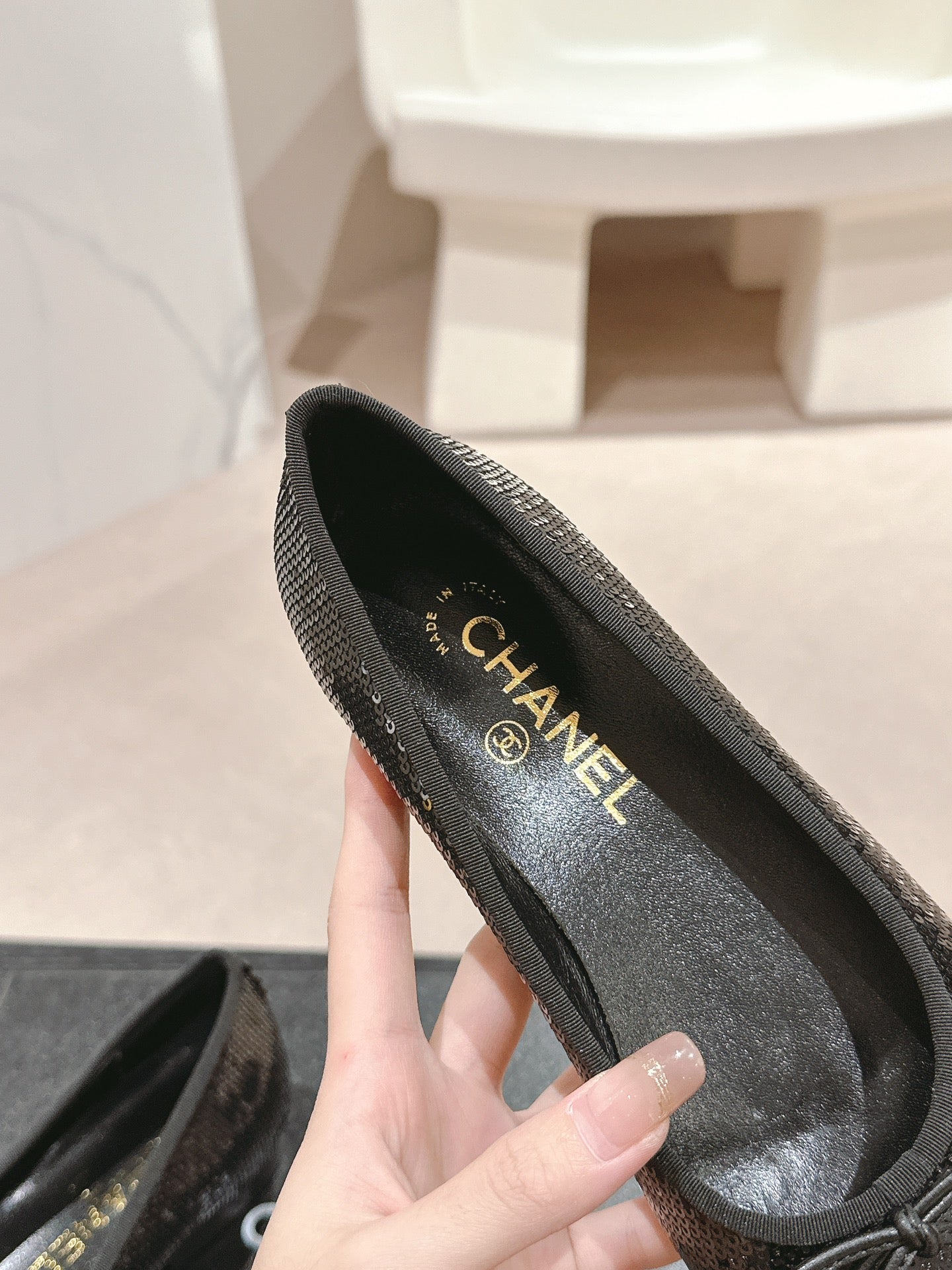 BALLET FLATS IN BLACK GLITTERED TULLE AND SATIN - 35