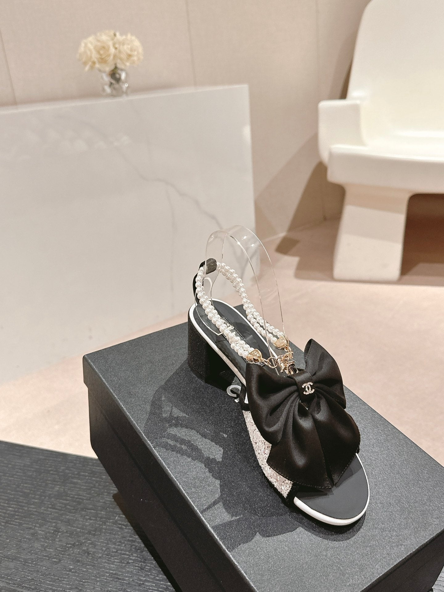 HIGH SANDAL WITH PEARL CHAIN BLACK LAMBSKIN WITH WHITE RHINESTONES - 34