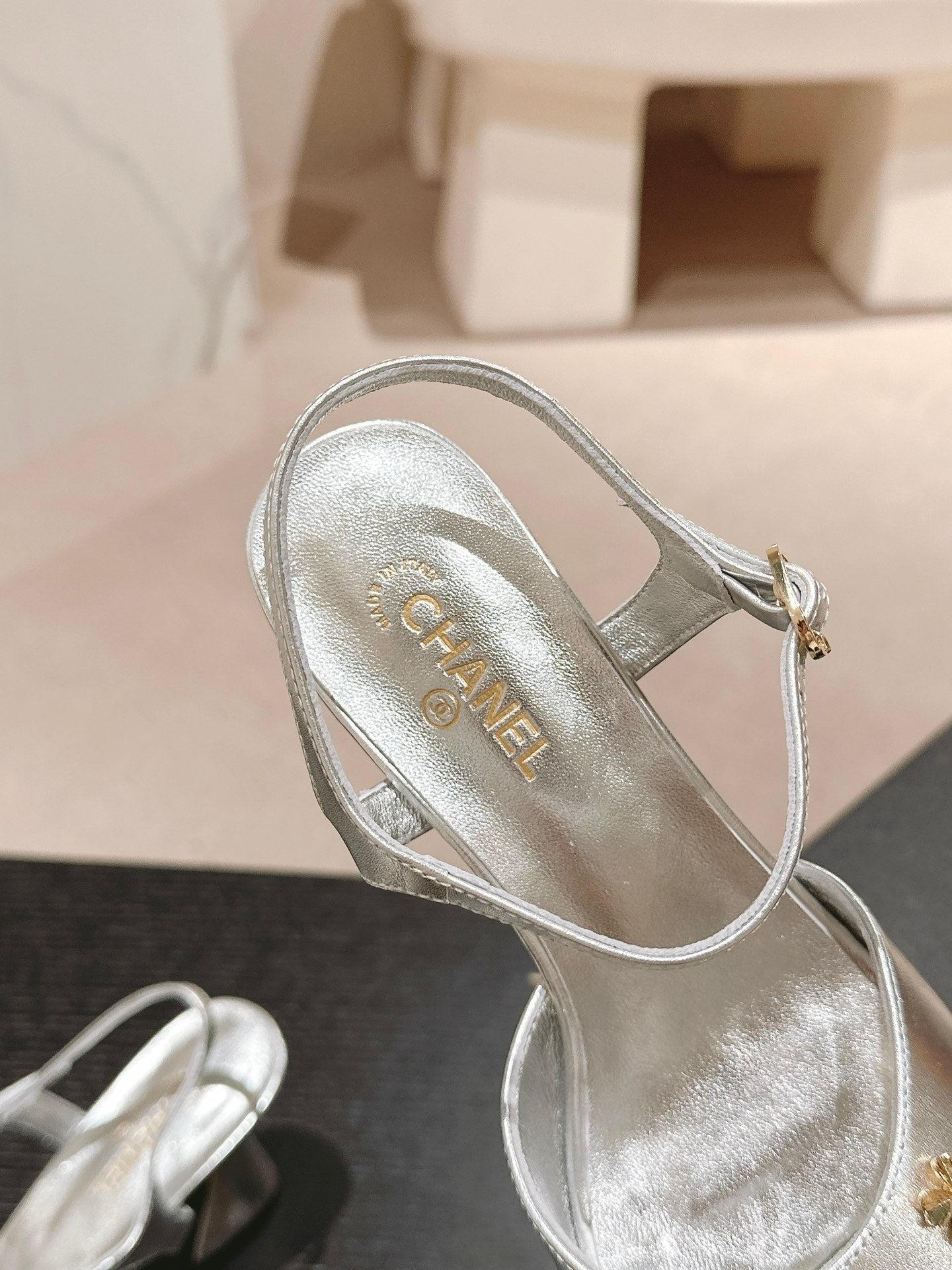HIGH HEELS SANDAL IN SILVER LAMBSKIN - 35